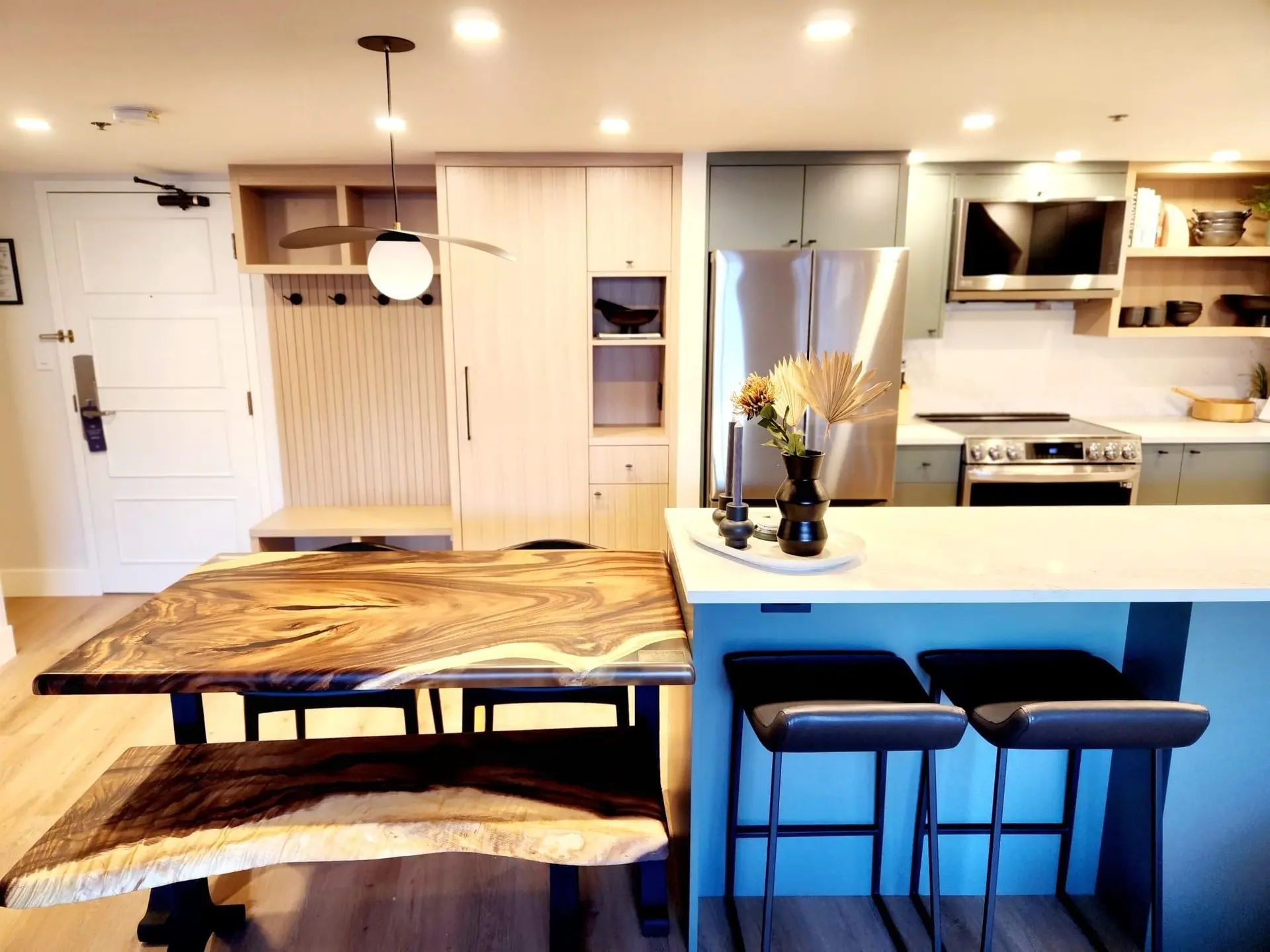 #307 4280 Mountain Square - Image 5