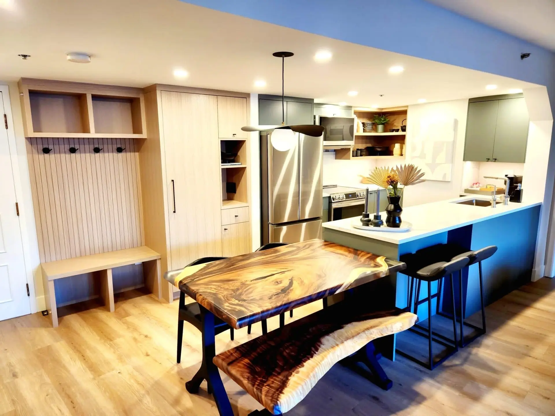 #307 4280 Mountain Square - Image 4