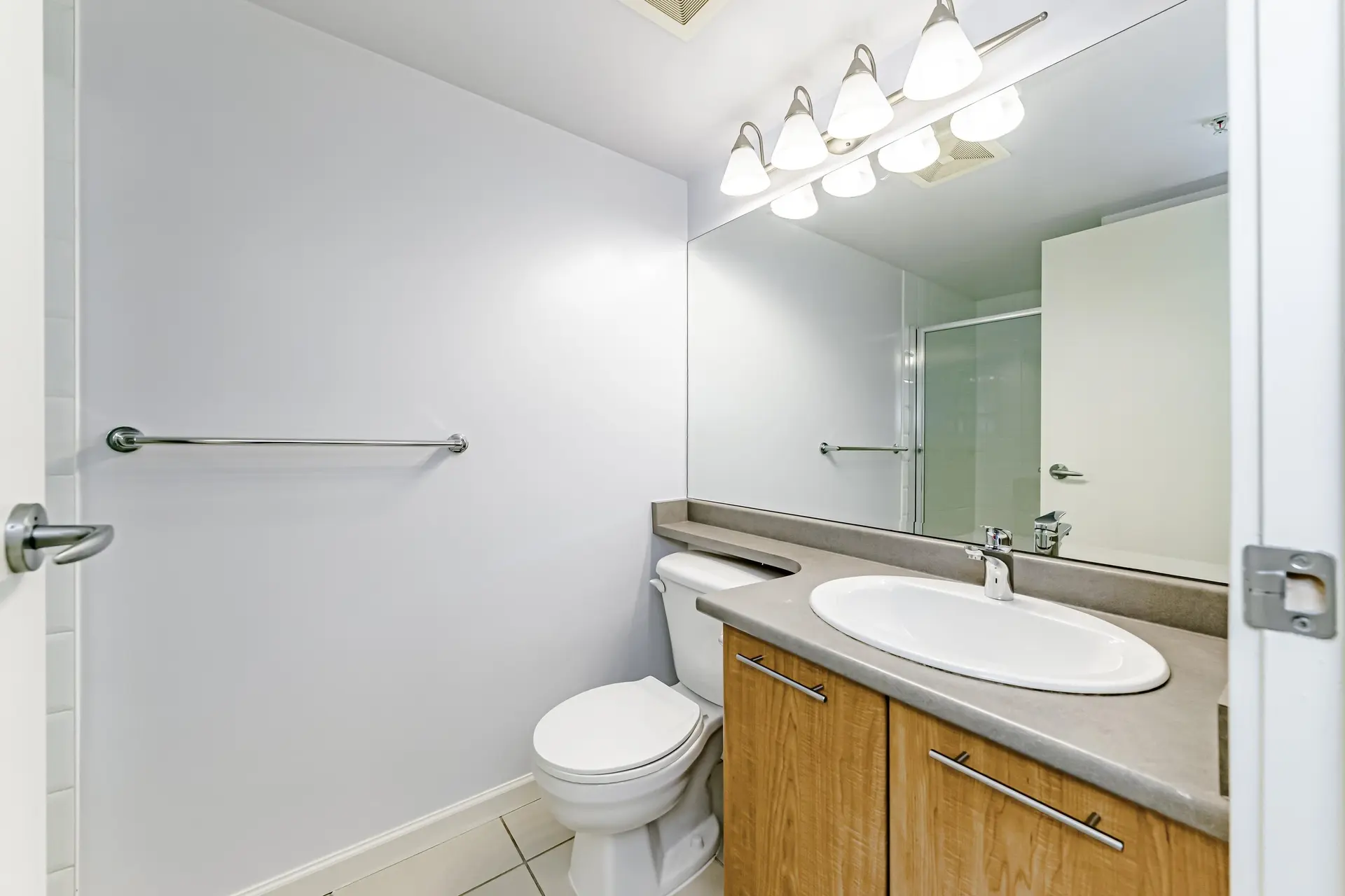 #721 7831 Westminster Highway - Image 14