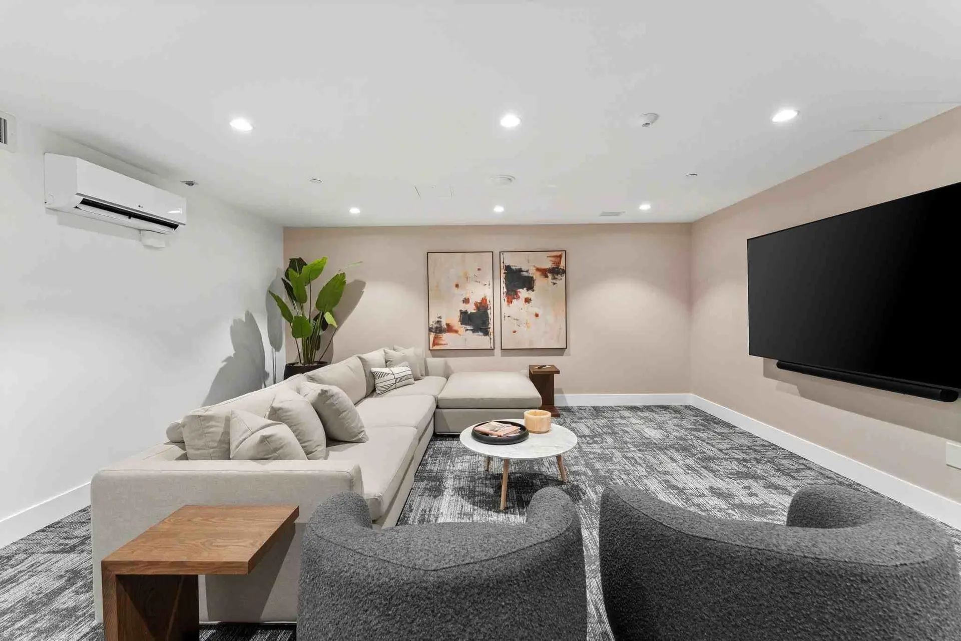 #2001 518 Clarke Road - Image 20