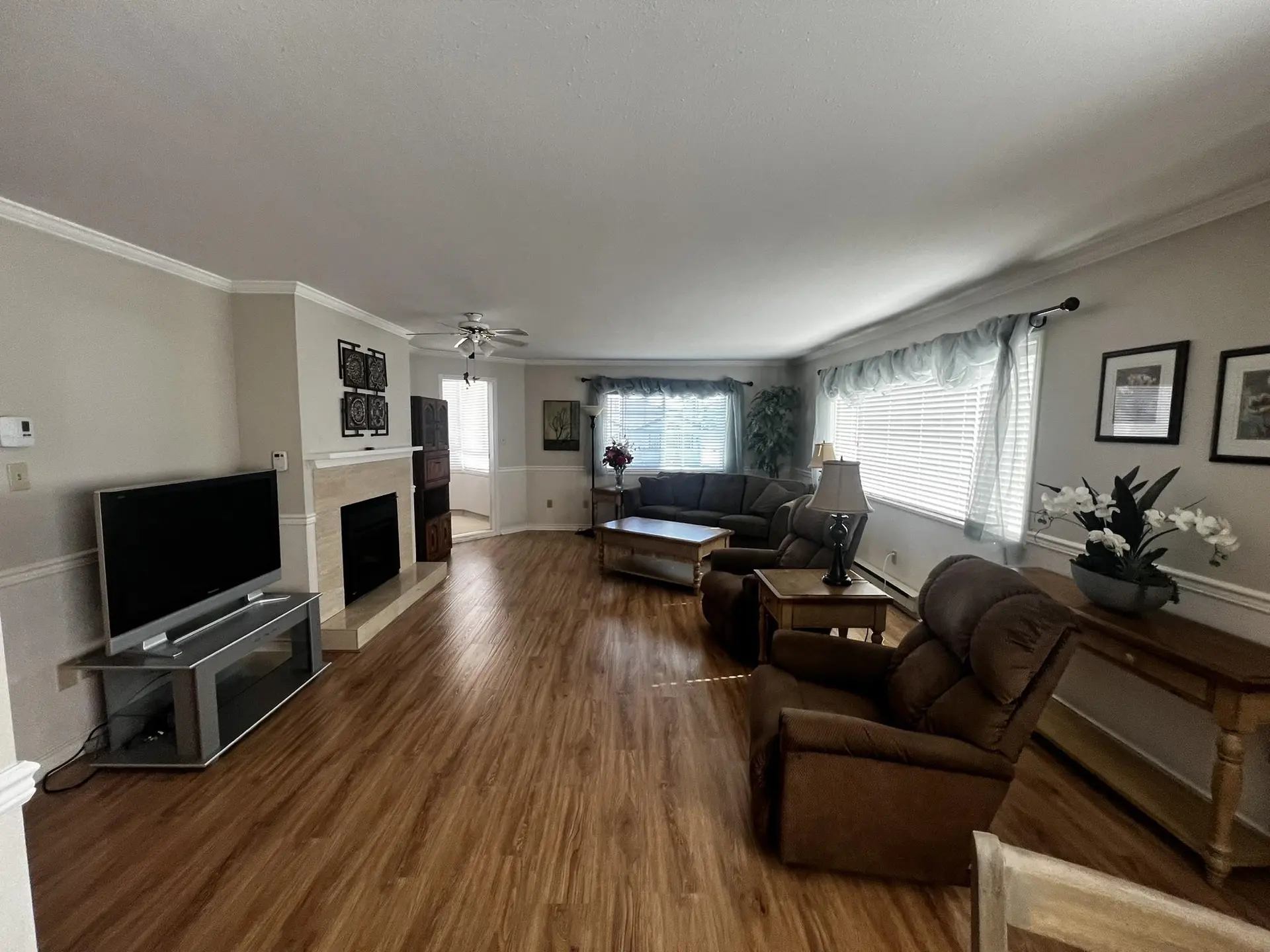 #101 22241 Selkirk Avenue - Image 4