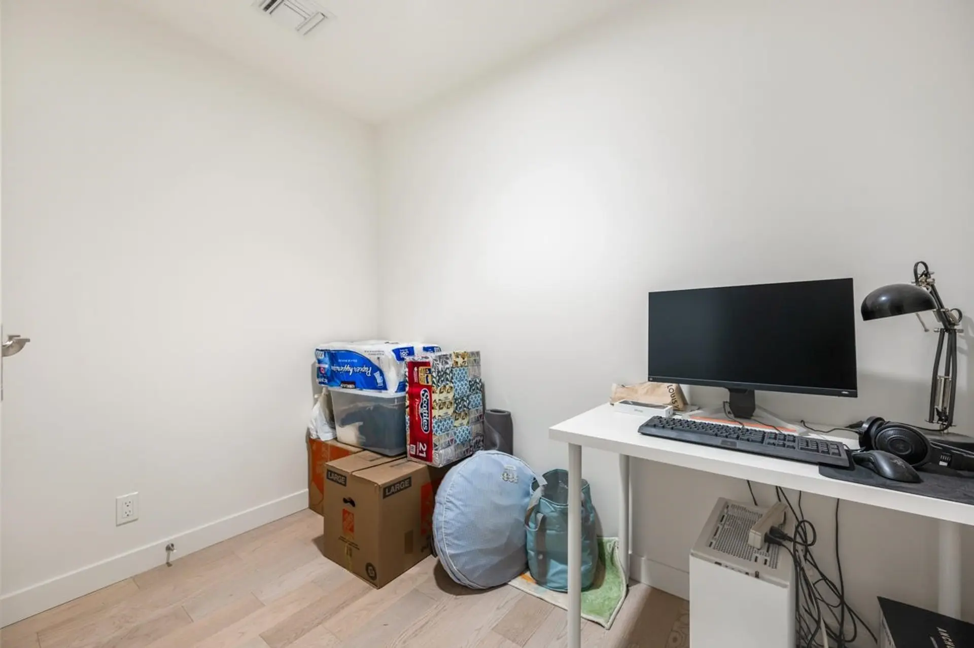 #417 6833 Pearson Way - Image 17