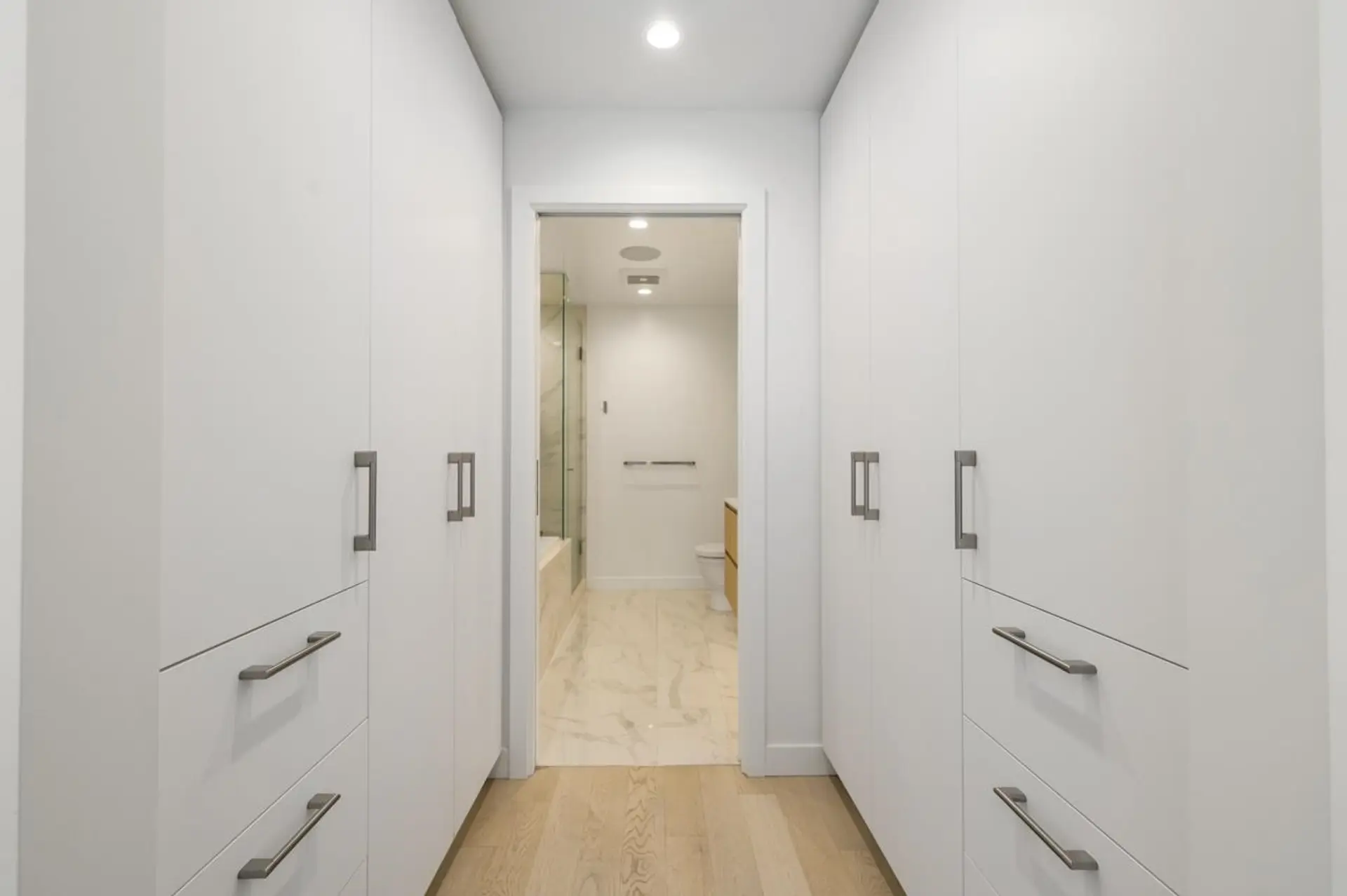 #417 6833 Pearson Way - Image 14