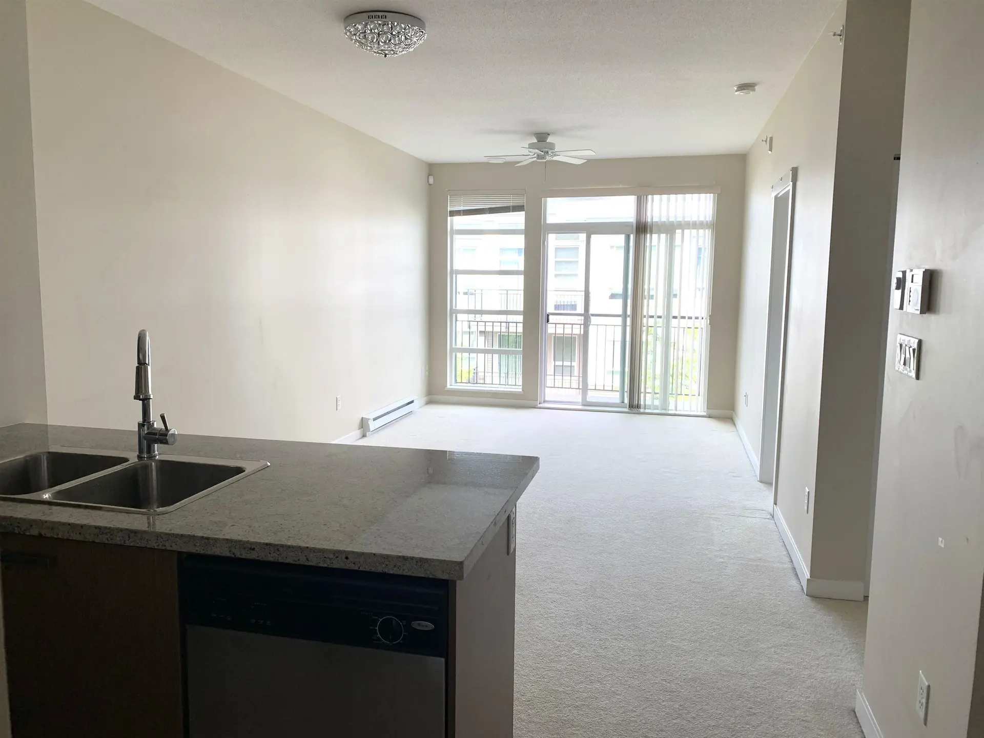 #415 9399 Tomicki Avenue - Image 7