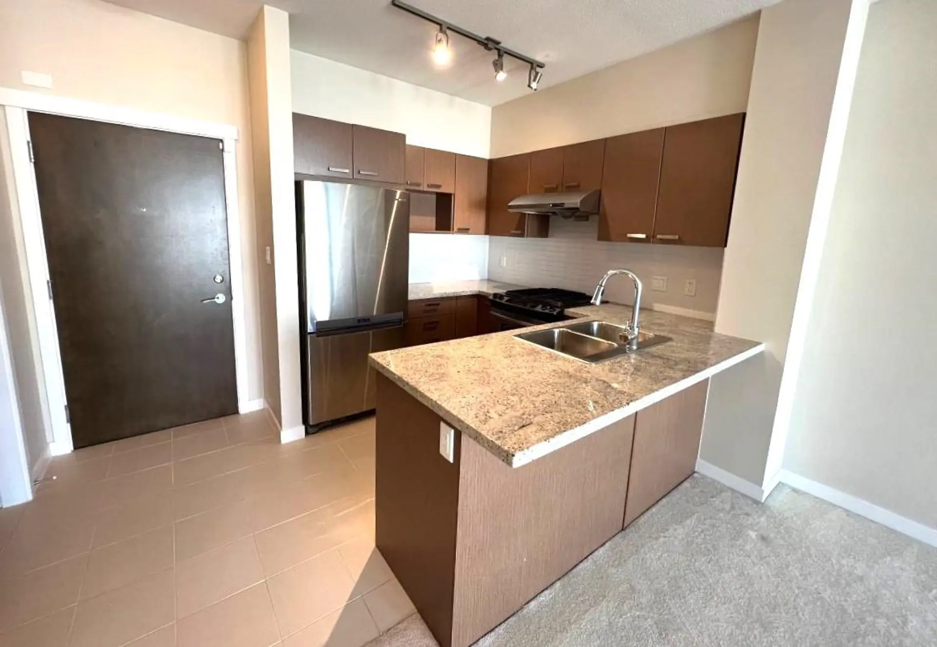 #415 9399 Tomicki Avenue - Image 10