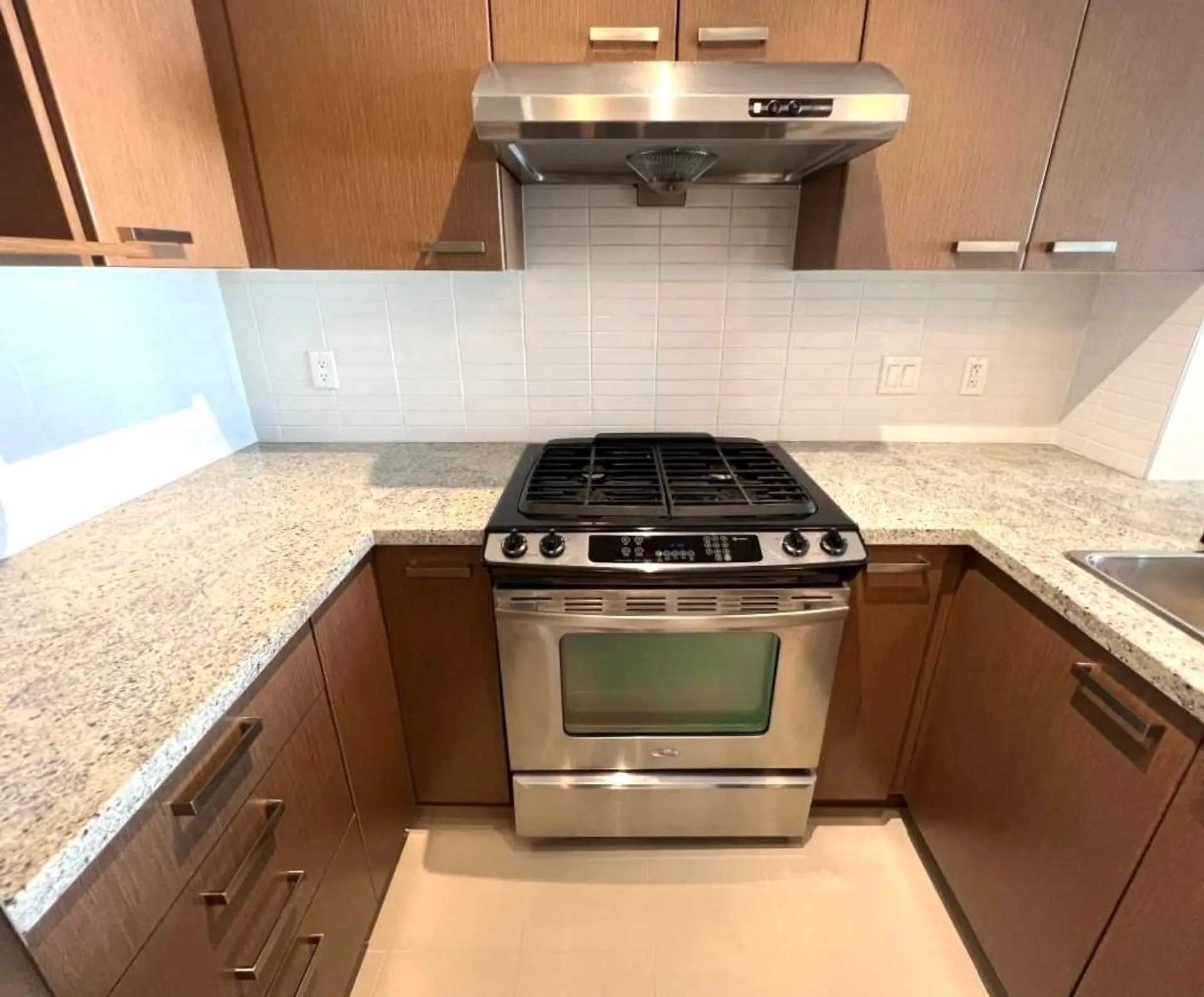 #415 9399 Tomicki Avenue - Image 11