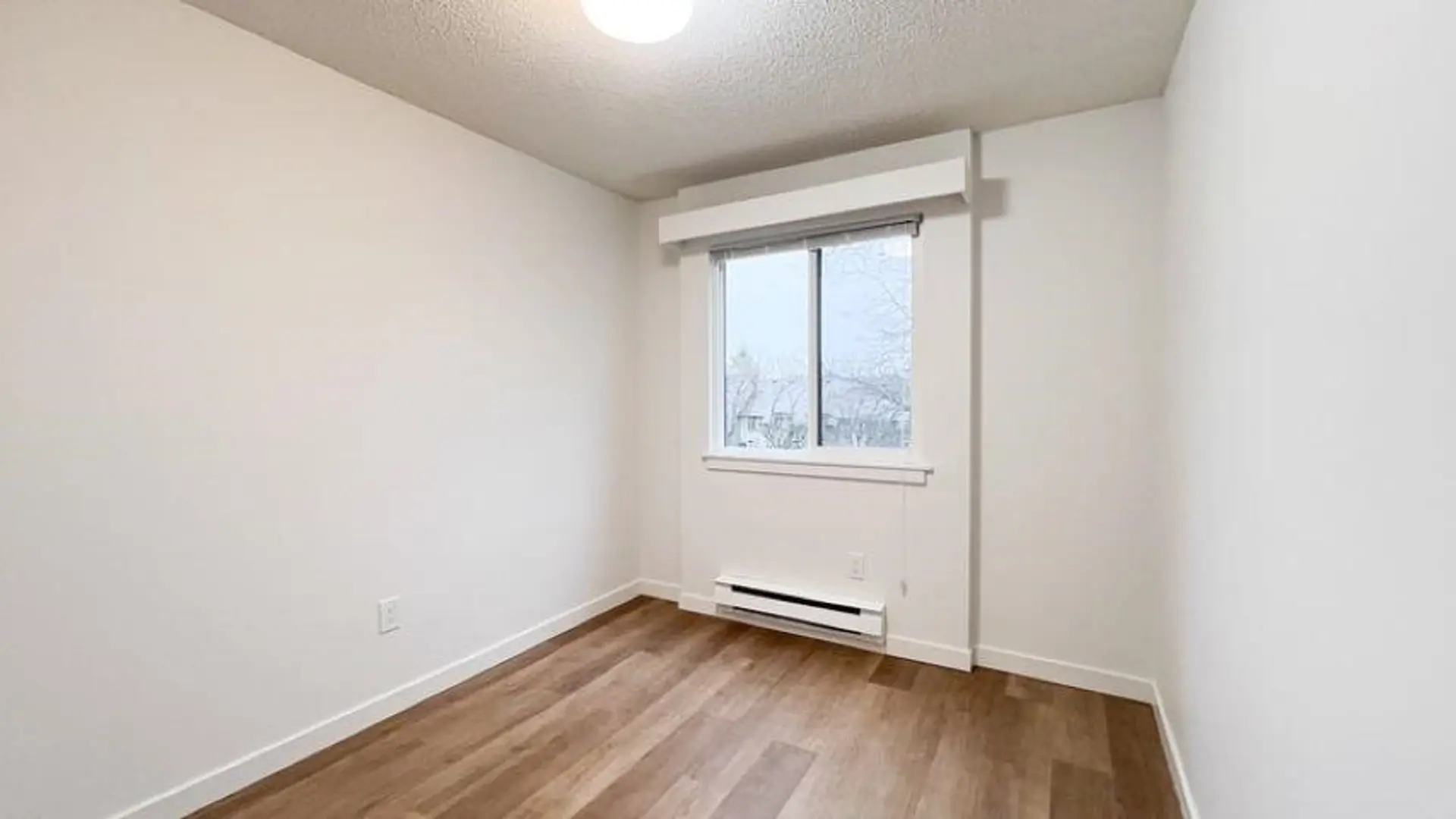 #212 1202 London Street - Image 11