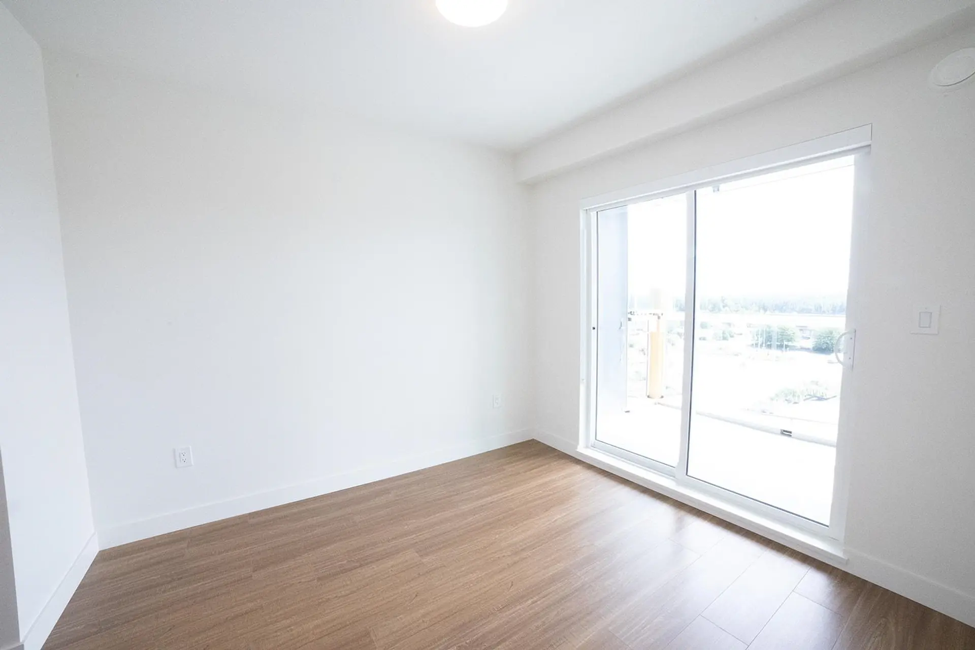 #203 31900 Raven Avenue - Image 10