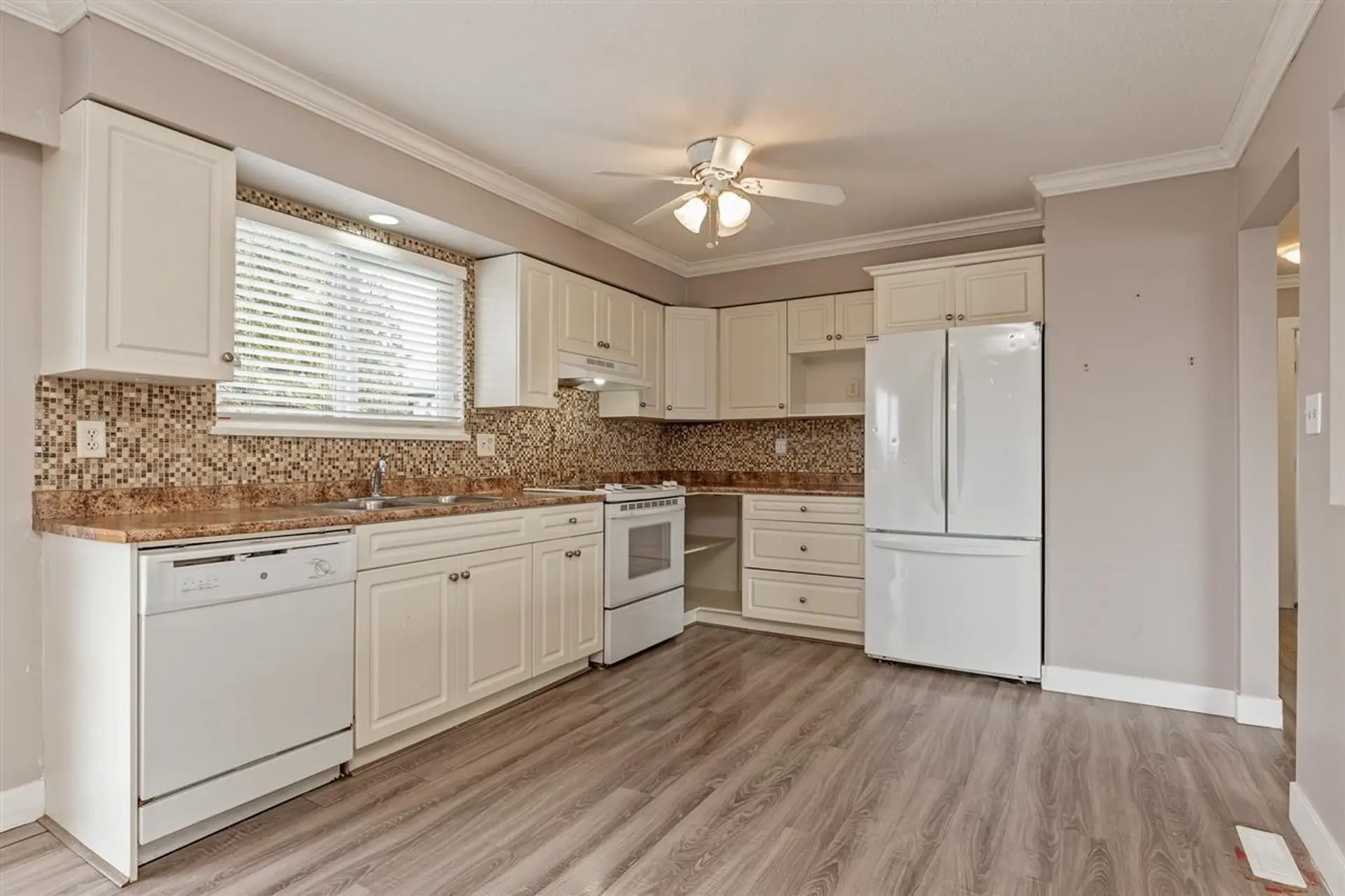 Property at 31511 MARSHALL ROAD, Abbotsford, BC