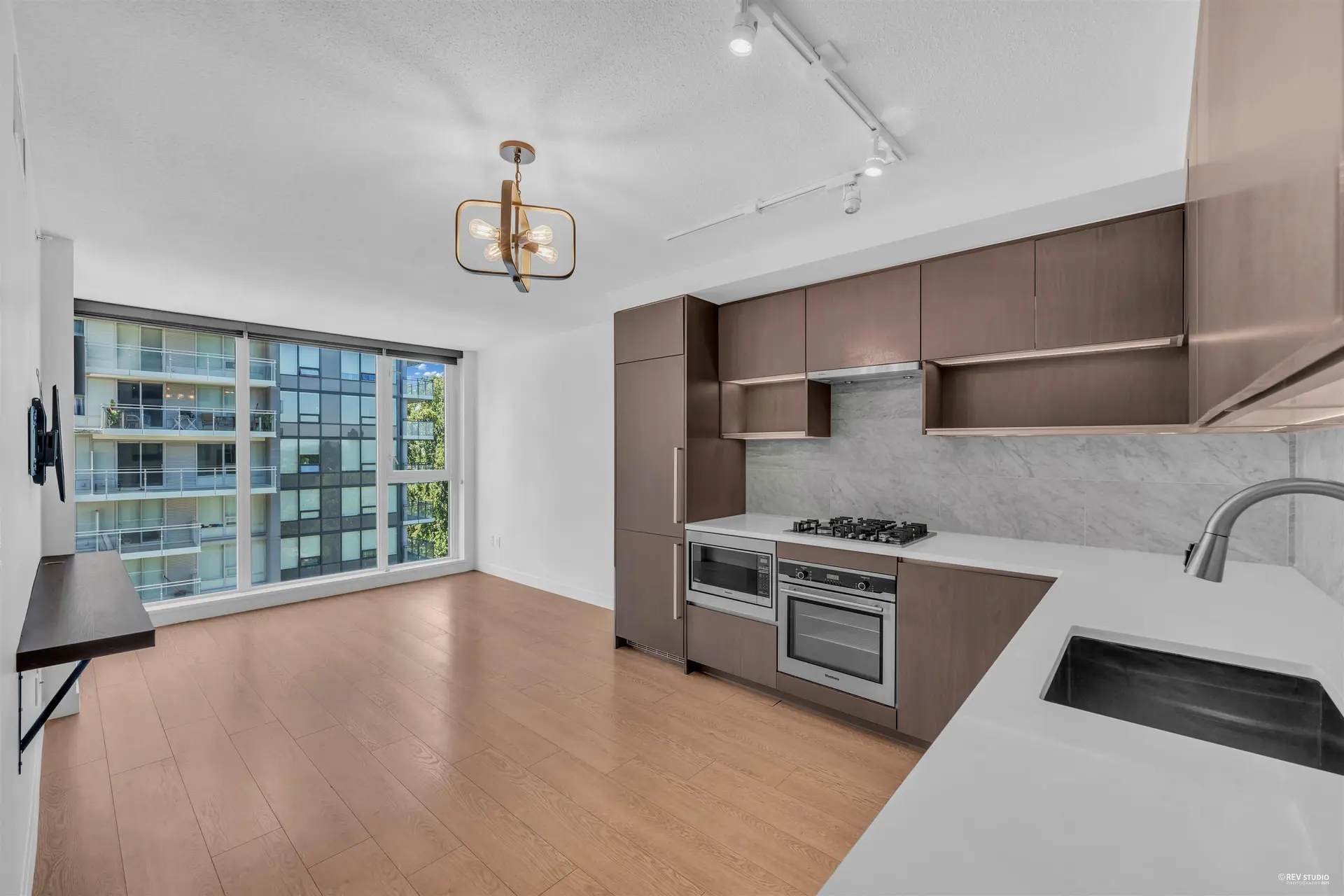 #1006 8988 Patterson Road - Image 1