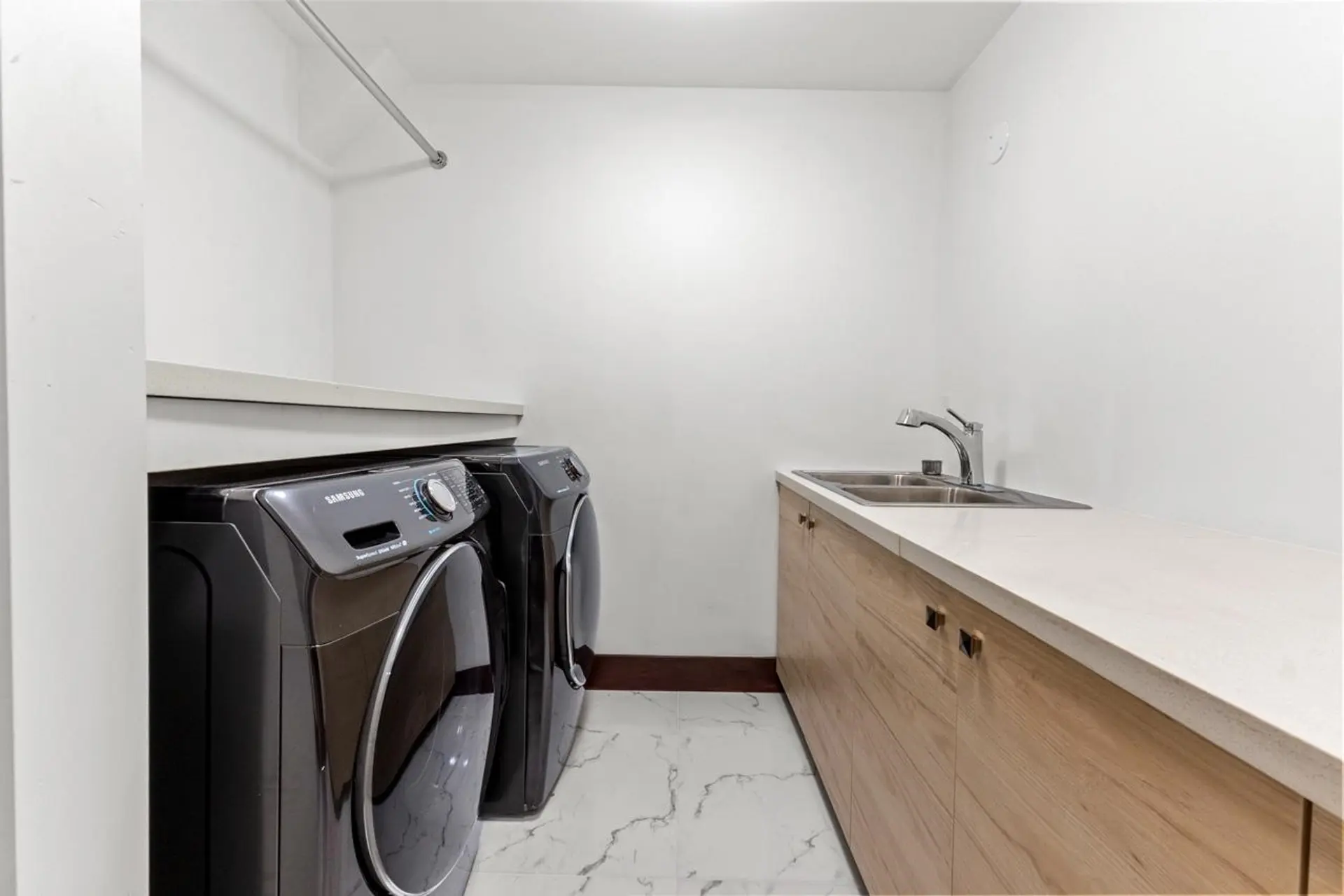 Property at #2001 1239 W GEORGIA STREET, Vancouver, BC