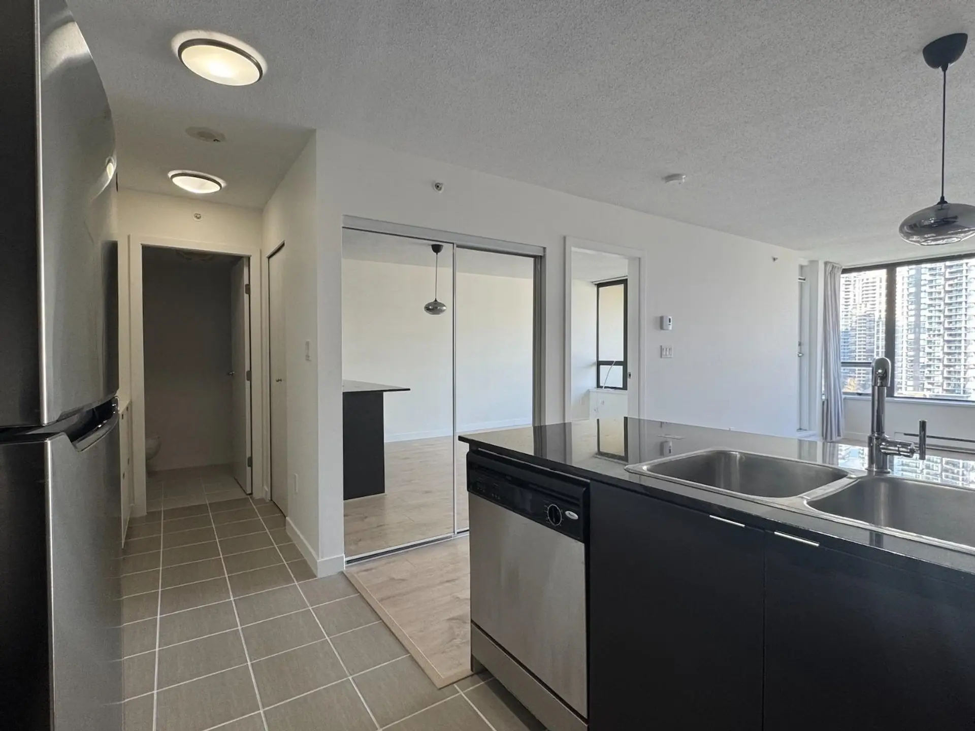 #1605 4118 Dawson Street - Image 10