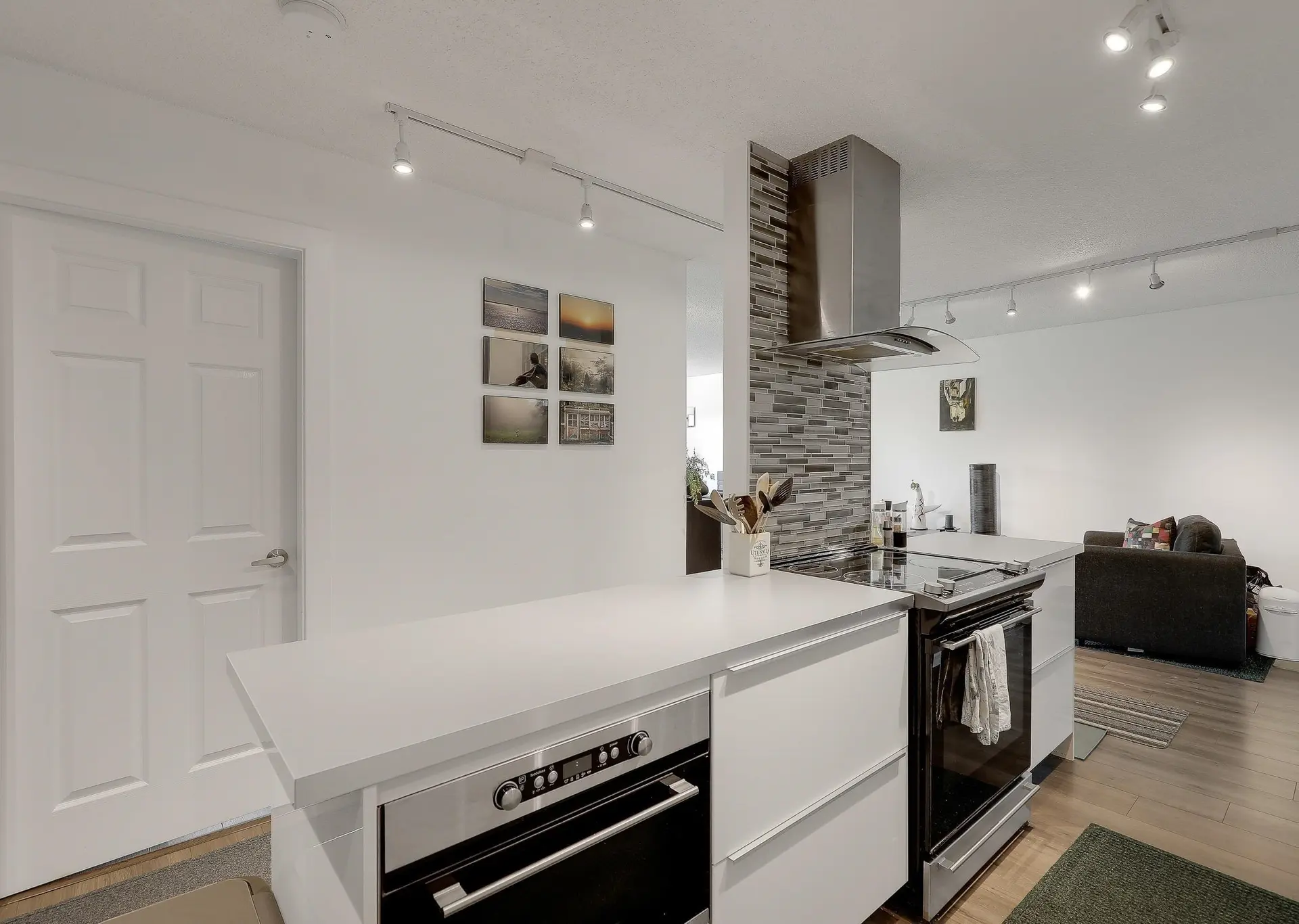 #503 250 W 1st Street - Image 4