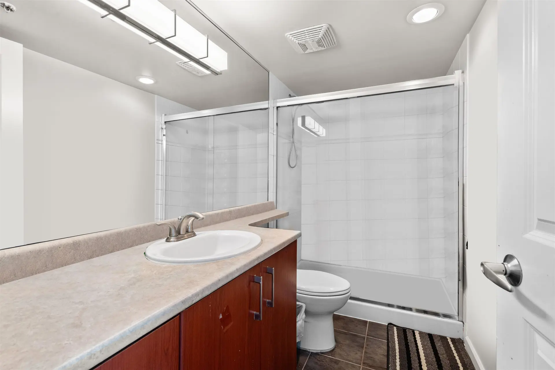 #202 235 Guildford Way - Image 7