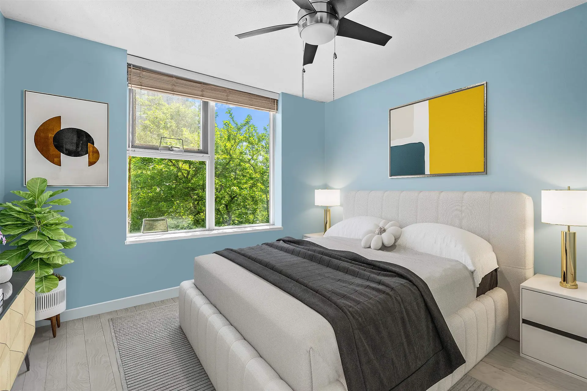 #202 235 Guildford Way - Image 8