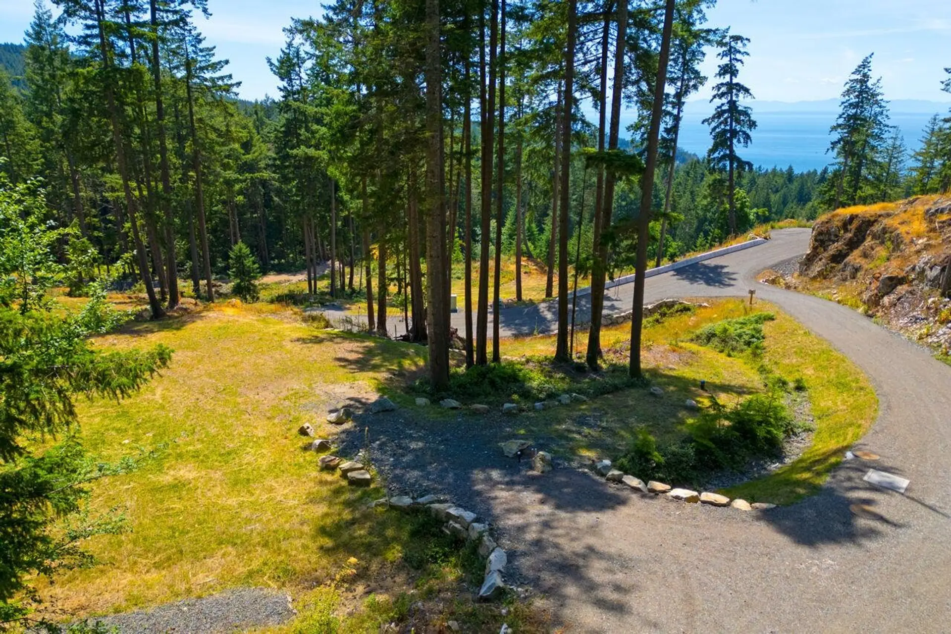 Property at LOT 6 INNISFREE LANE, Bowen Island, BC