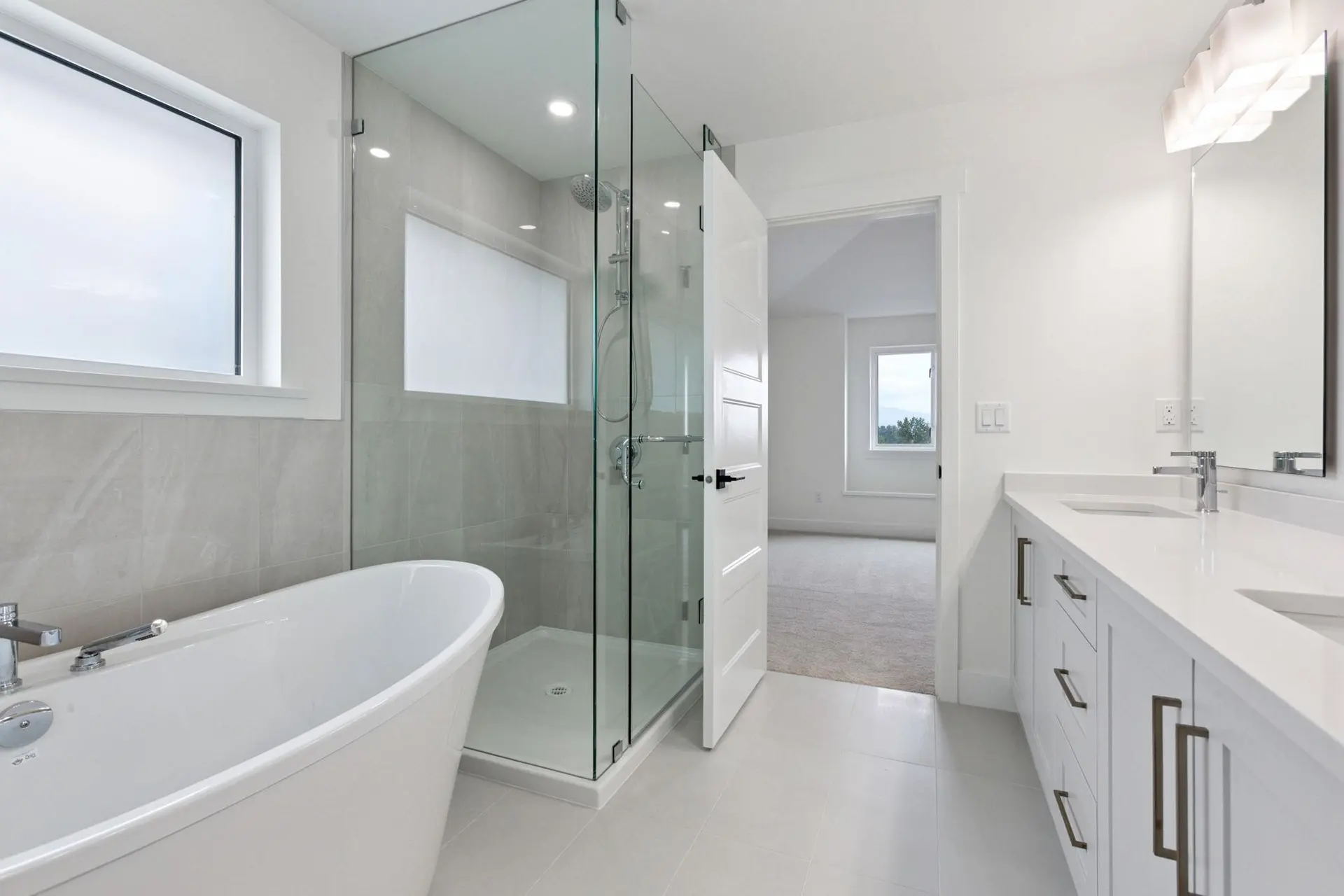 10125 Elderberry Crescent - Image 8