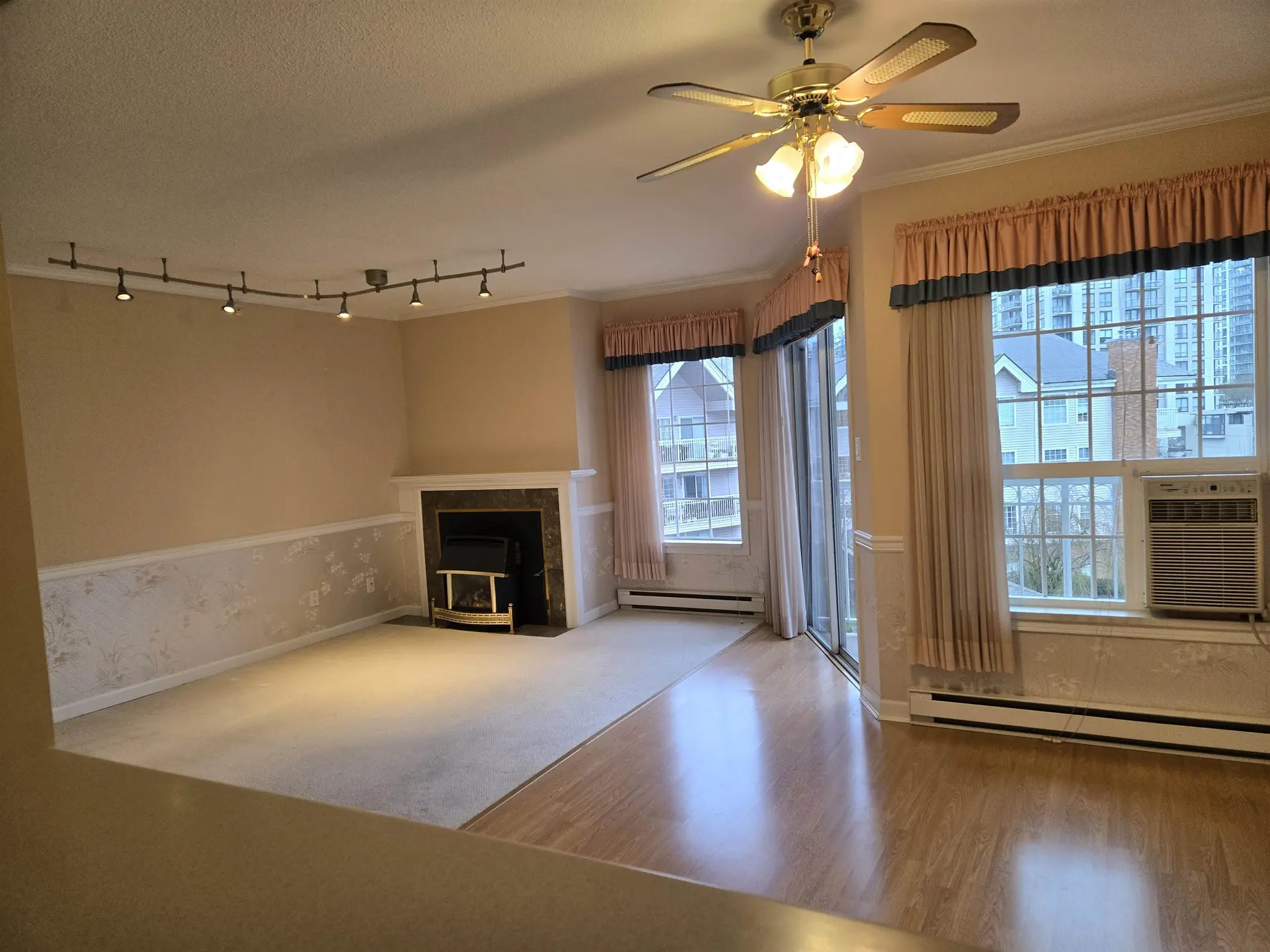 #405 2963 Burlington Drive - Image 1