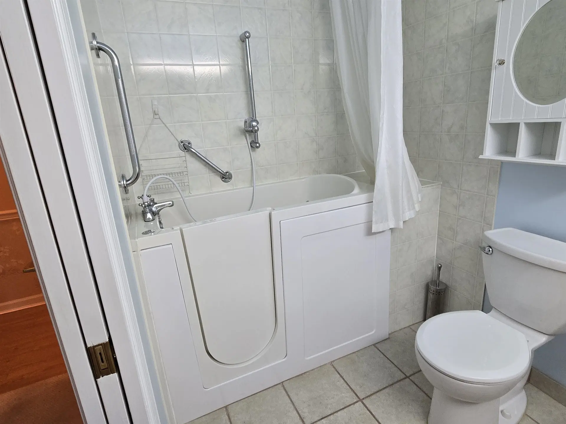 #405 2963 Burlington Drive - Image 5