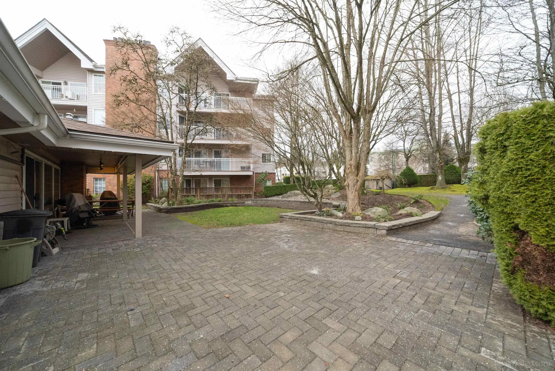 #405 2963 Burlington Drive - Image 14