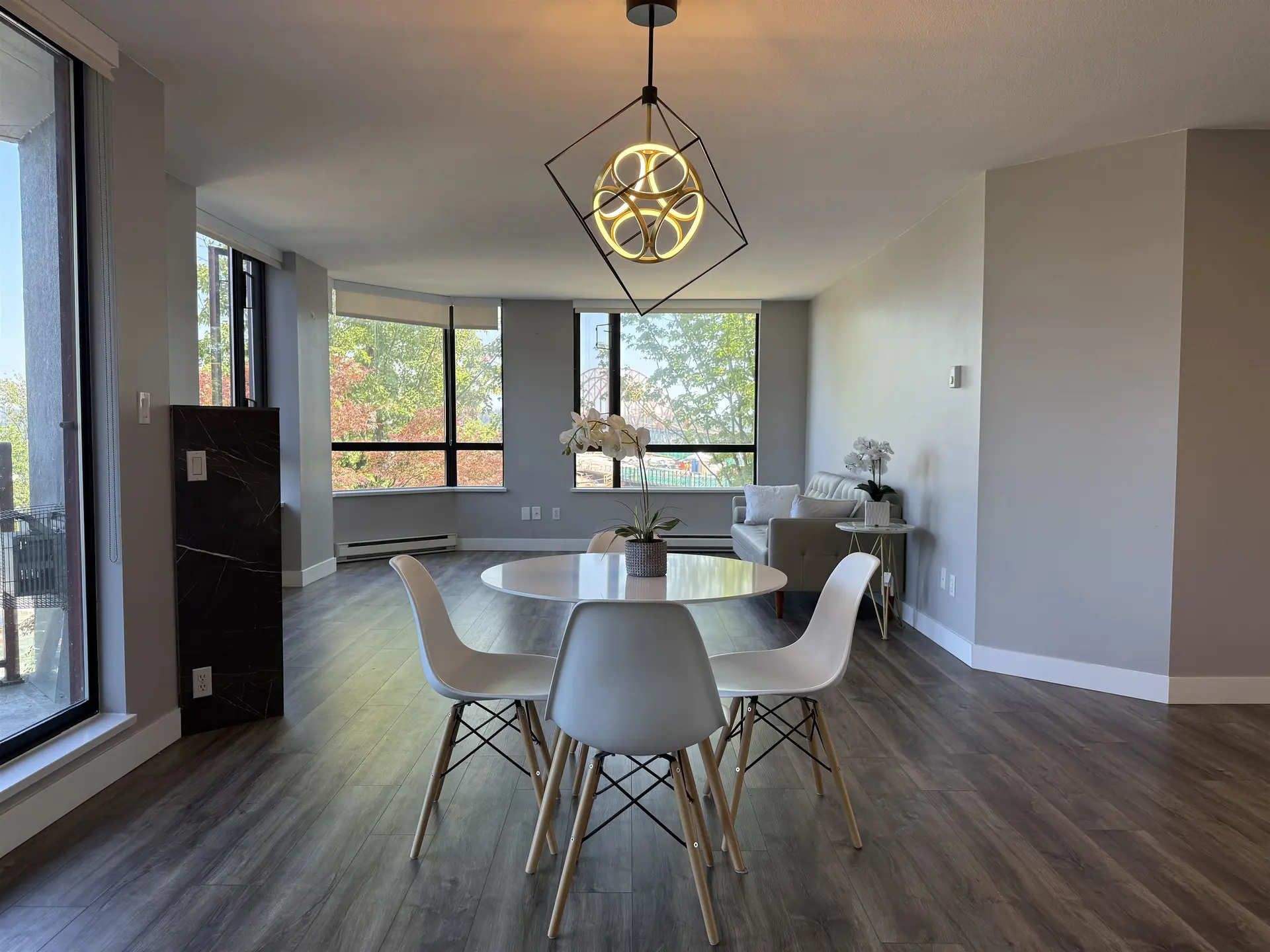 #102 38 Leopold Place - Image 10