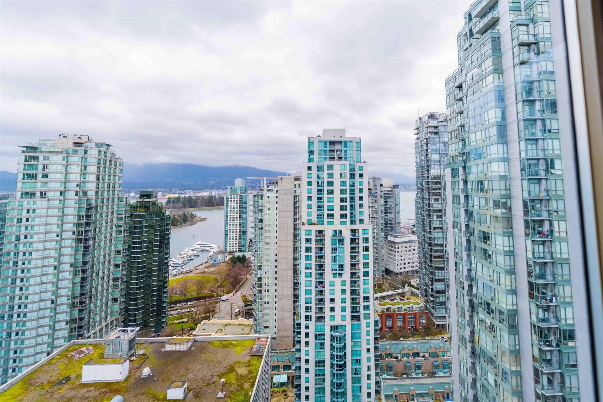 Property at #2504 1288 W GEORGIA STREET, Vancouver, BC
