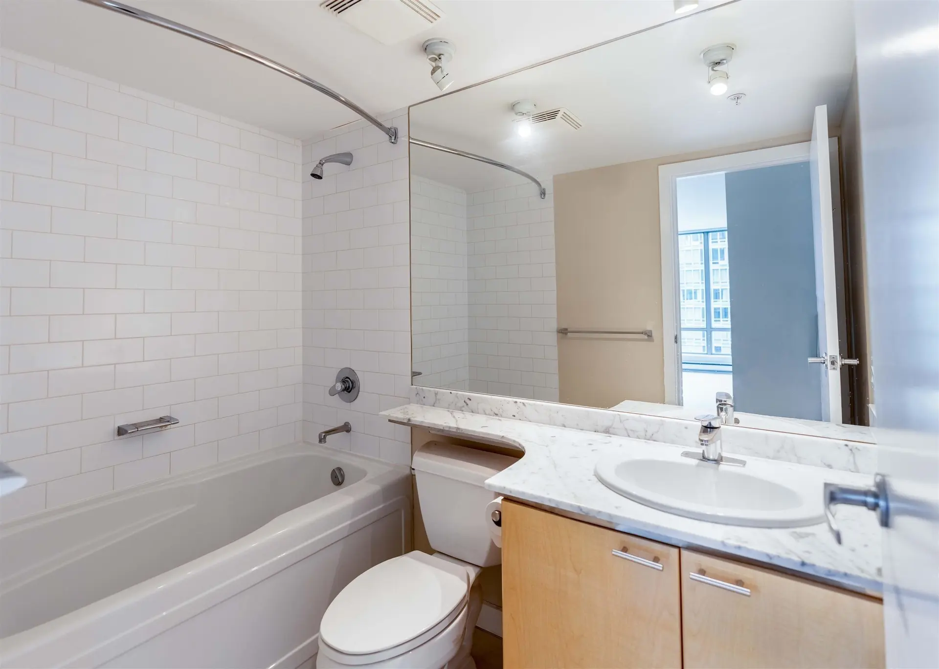 Property at #2504 1288 W GEORGIA STREET, Vancouver, BC