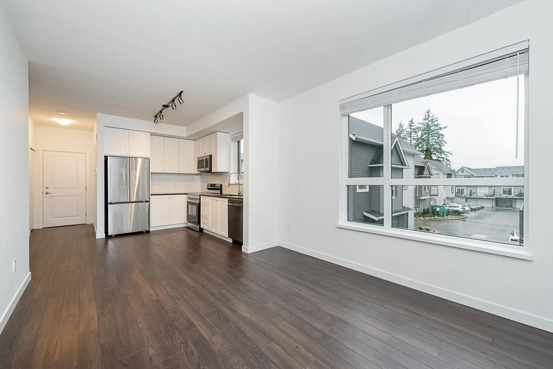 Property at #506 15738 85 AVENUE, Surrey, BC