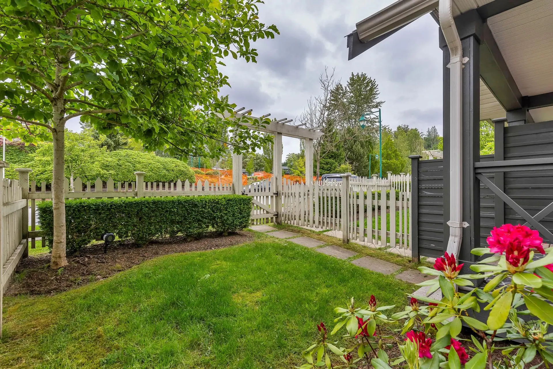 #60 4401 Blauson Boulevard - Image 18