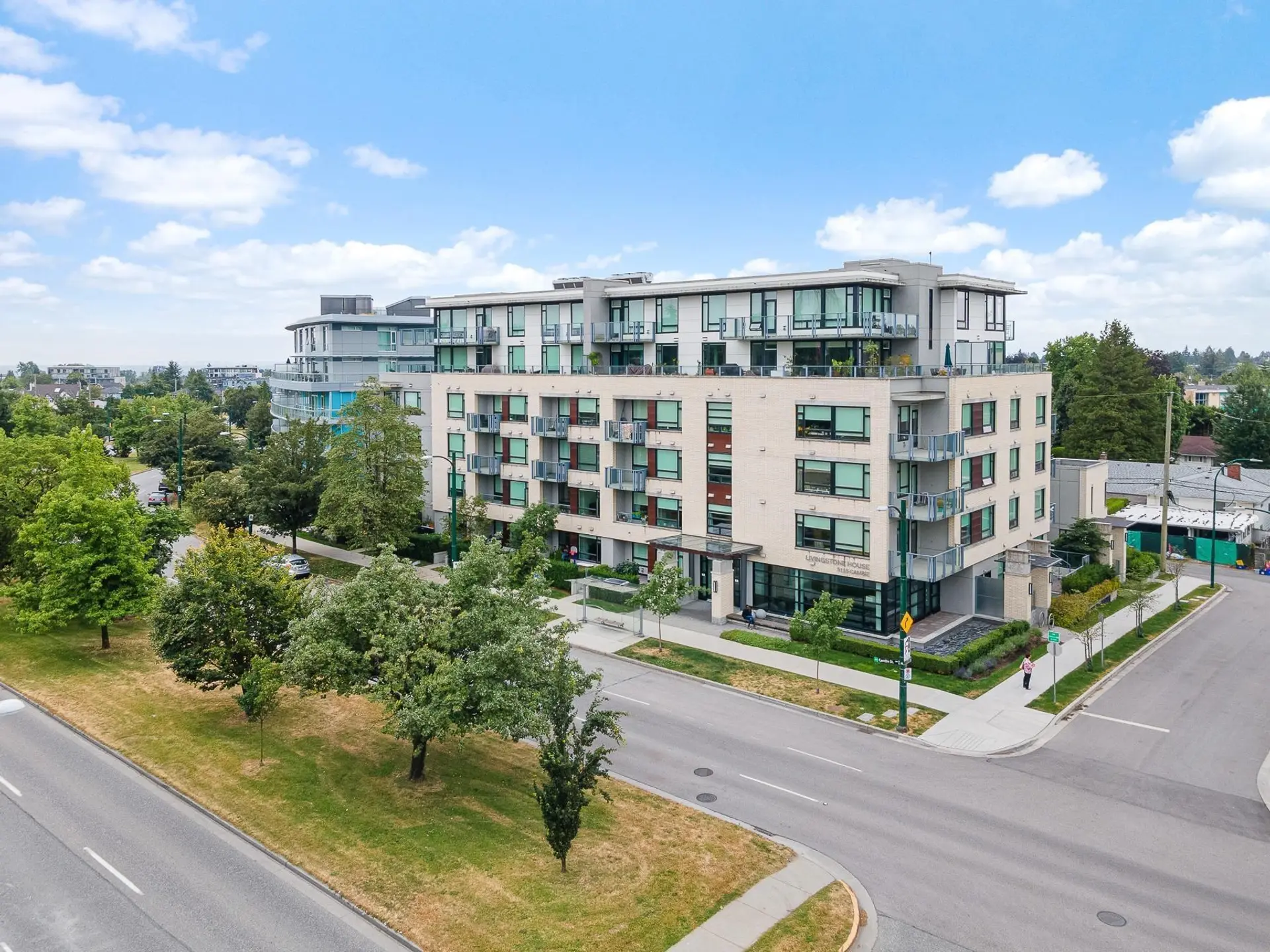 #103 5115 Cambie Street