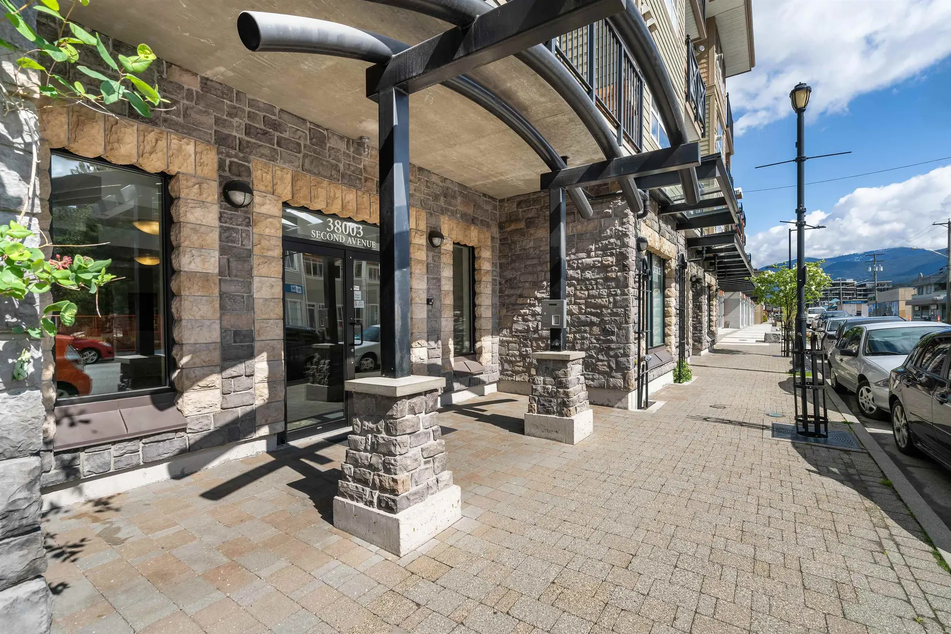 #202 38003 Second Avenue - Image 1