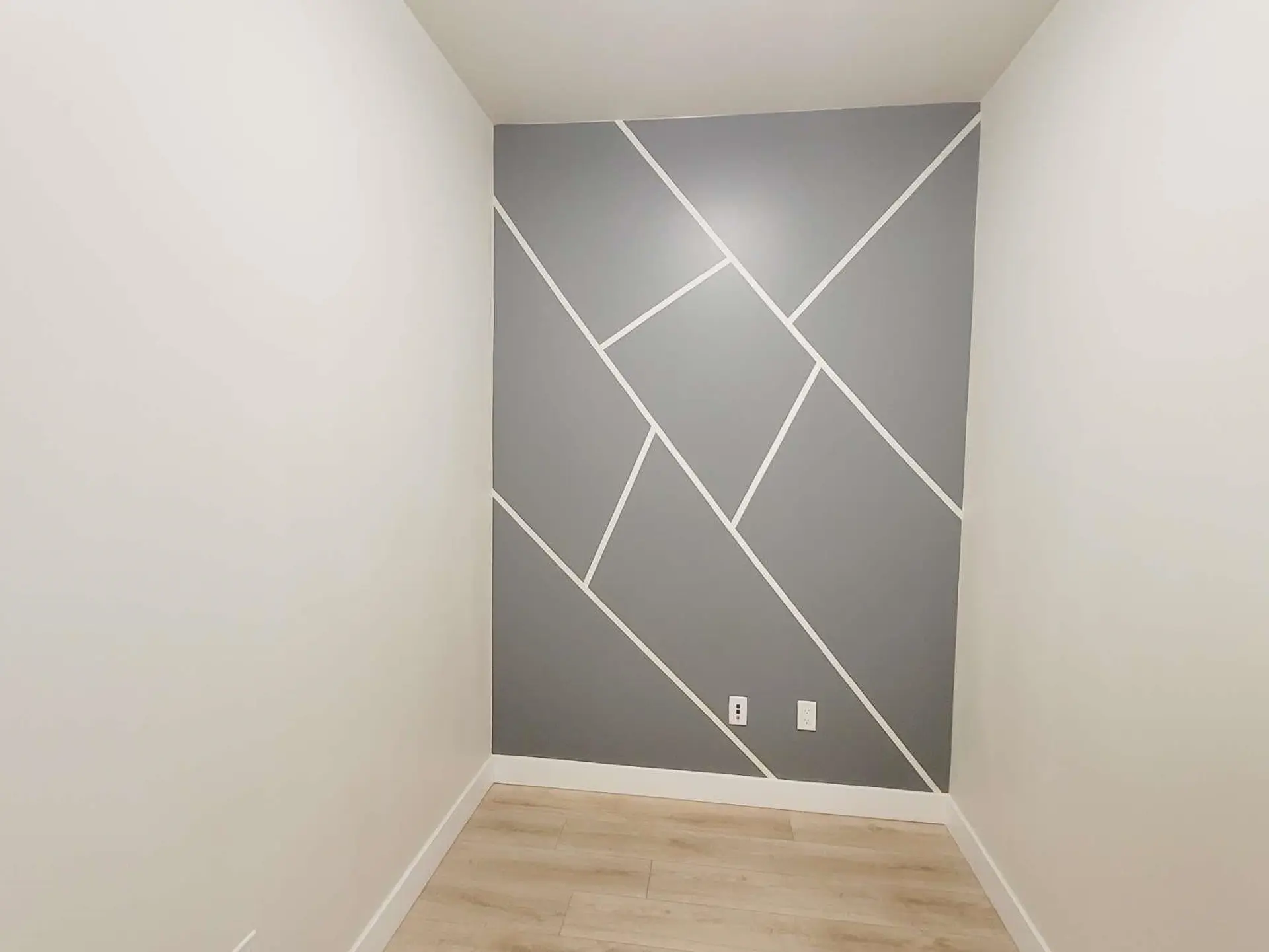 #224 1792 Starling Drive - Image 9
