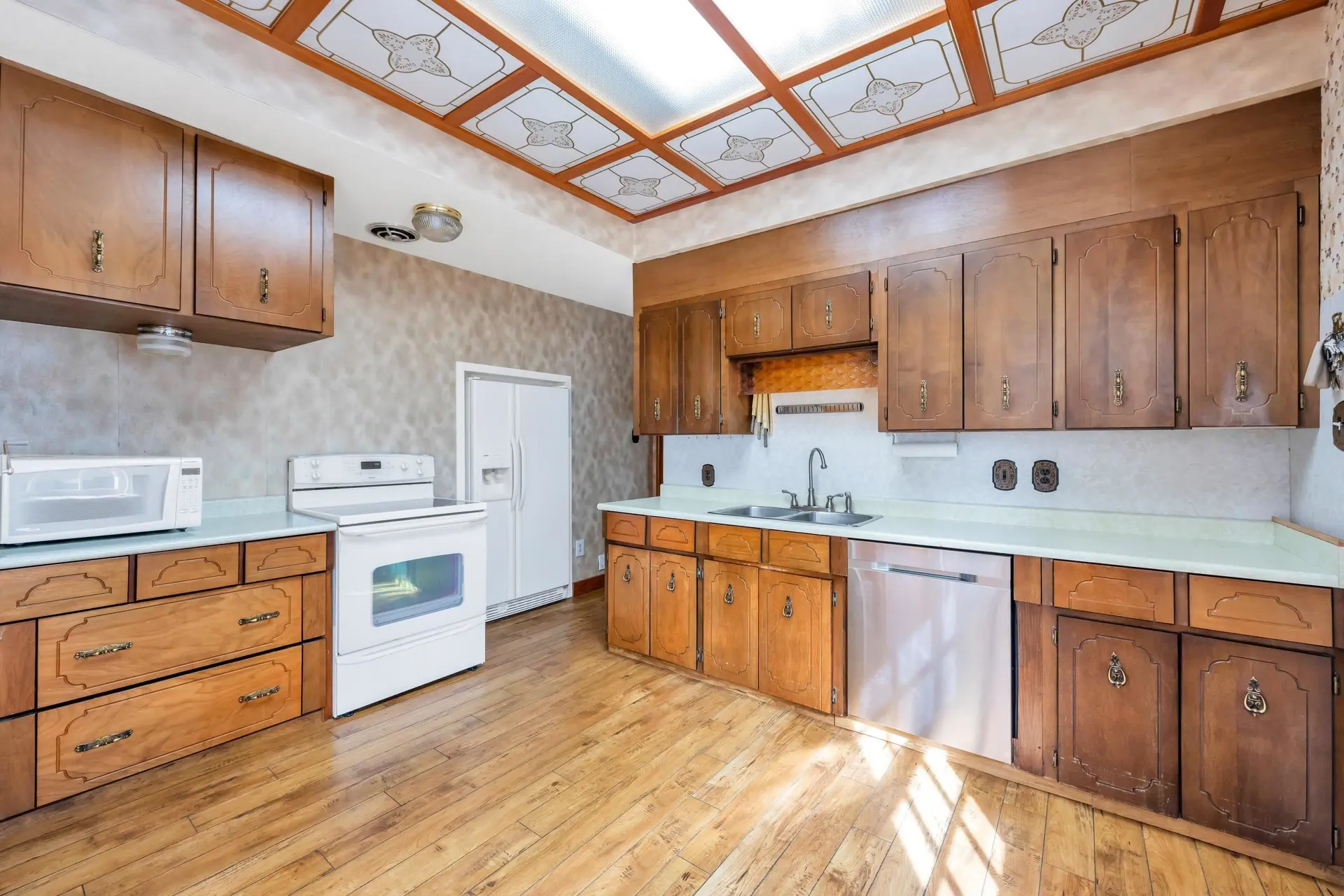 878 Echo Road - Image 11
