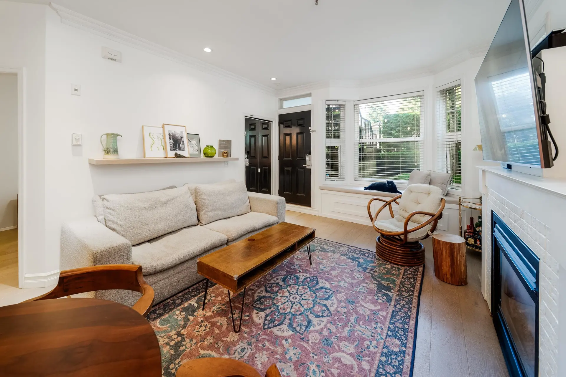966 W 16th Avenue - Image 3