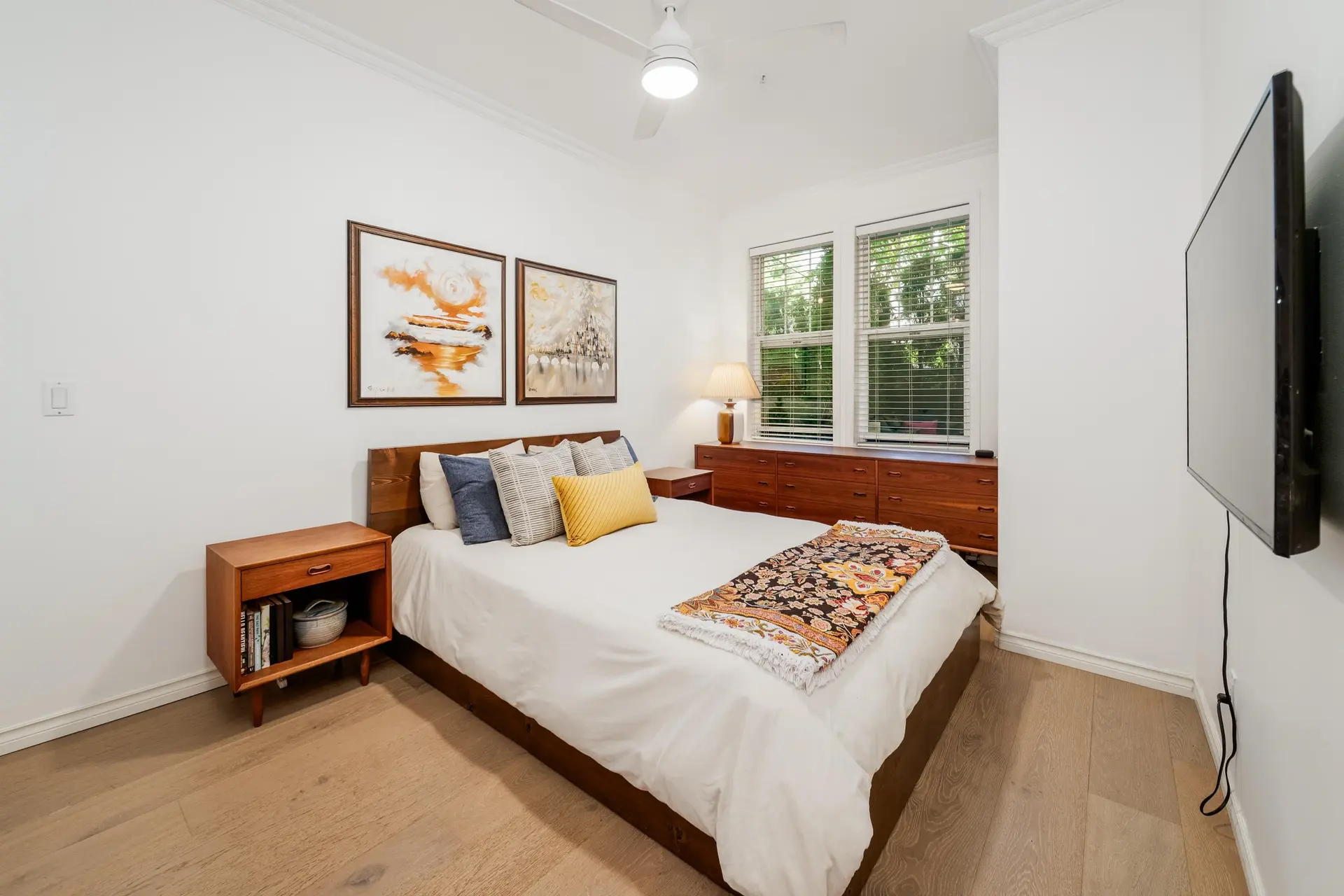 966 W 16th Avenue - Image 10
