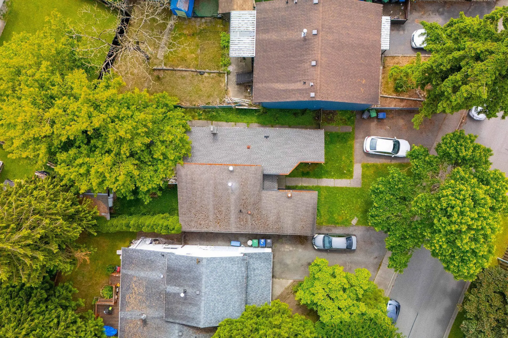 7092 129a Street - Image 2