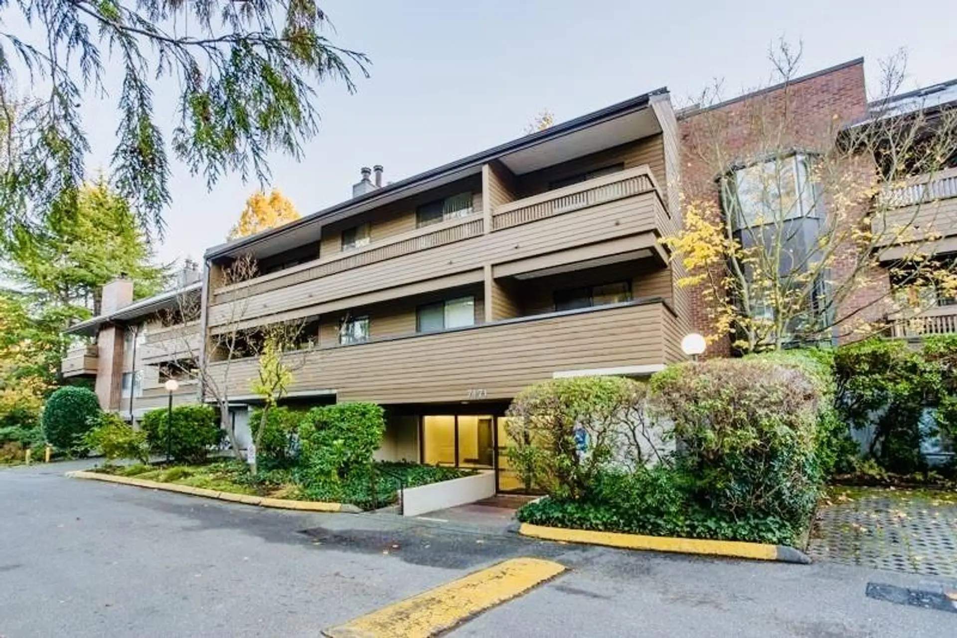 #111 7411 Minoru Boulevard - Image 1
