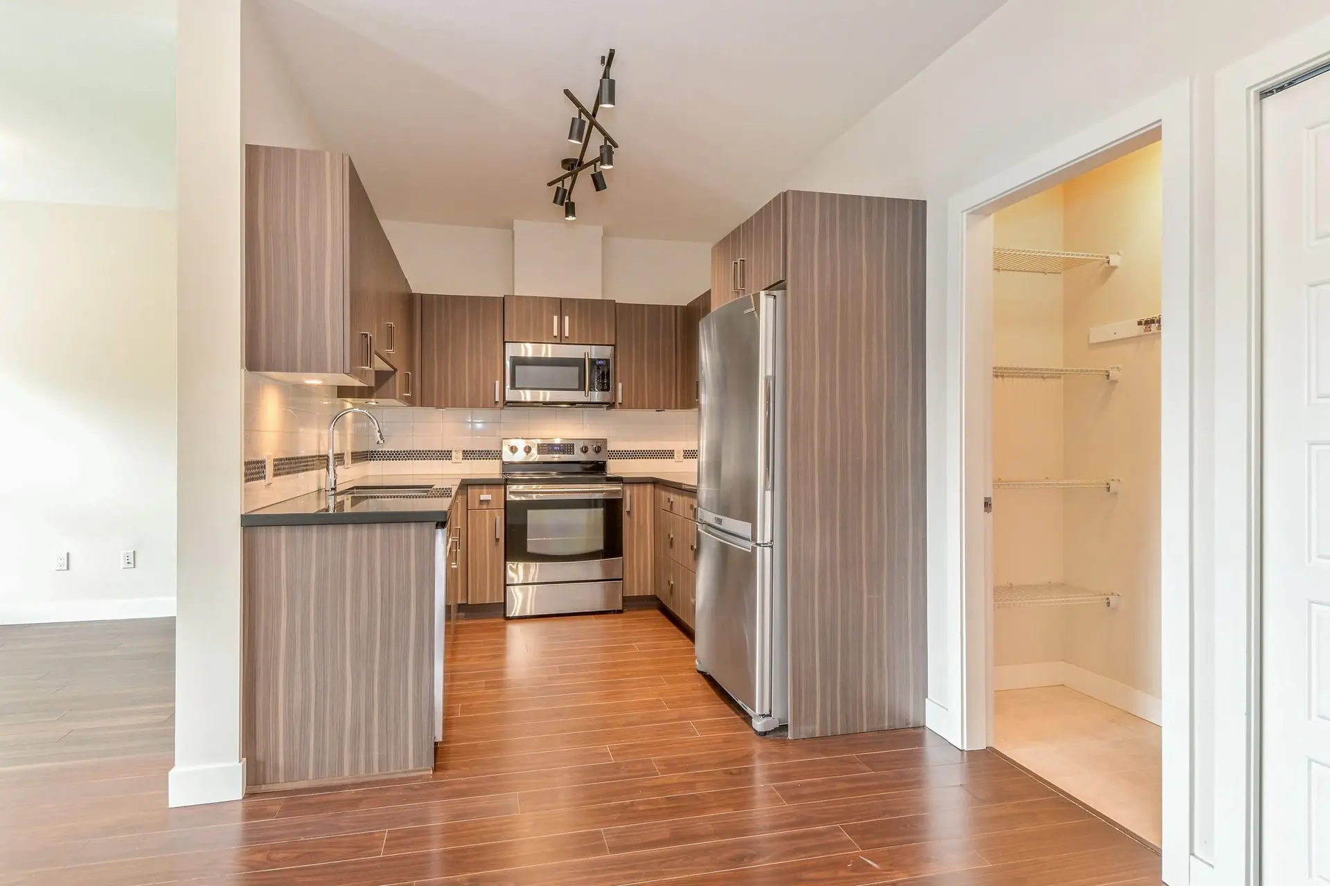 Property at #403 20219 54A AVENUE, Langley, BC