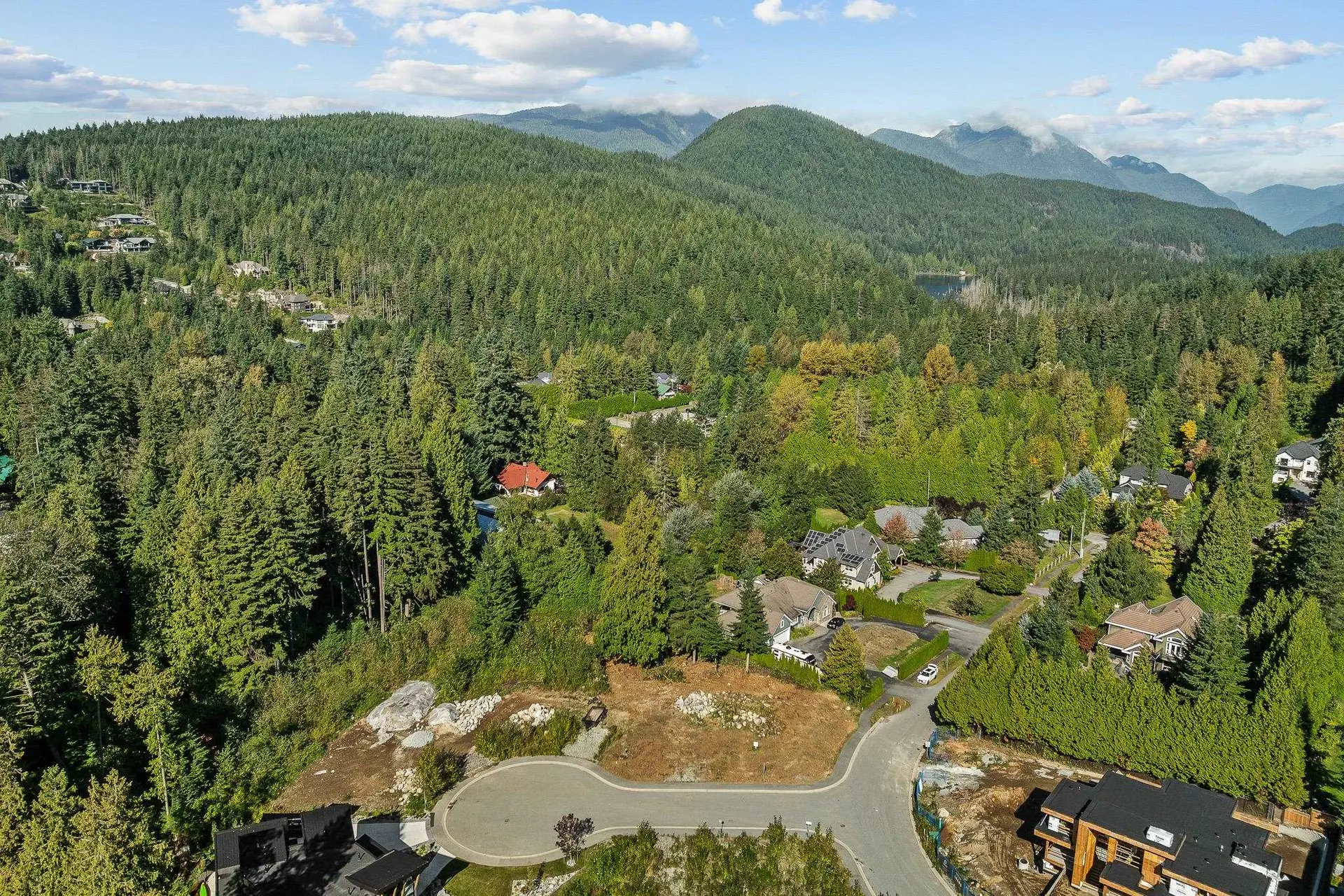 Property at 3132 CHESTNUT COURT, Port Moody, BC