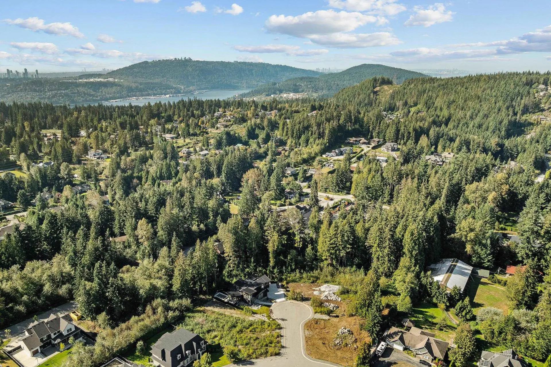 Property at 3132 CHESTNUT COURT, Port Moody, BC