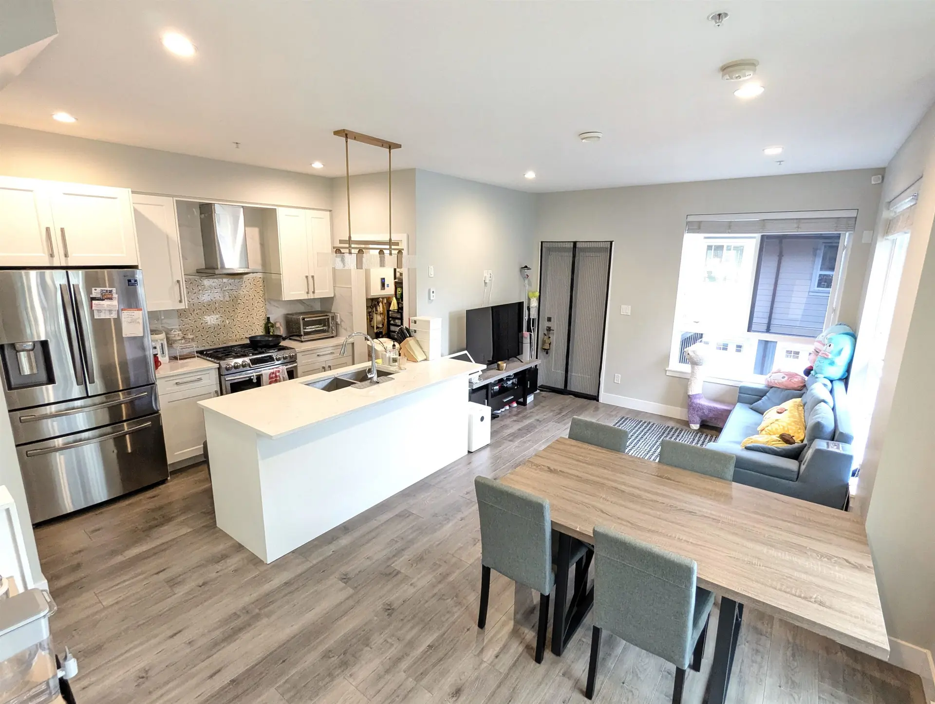 Property at #52 430 DUNCAN STREET, New Westminster, BC