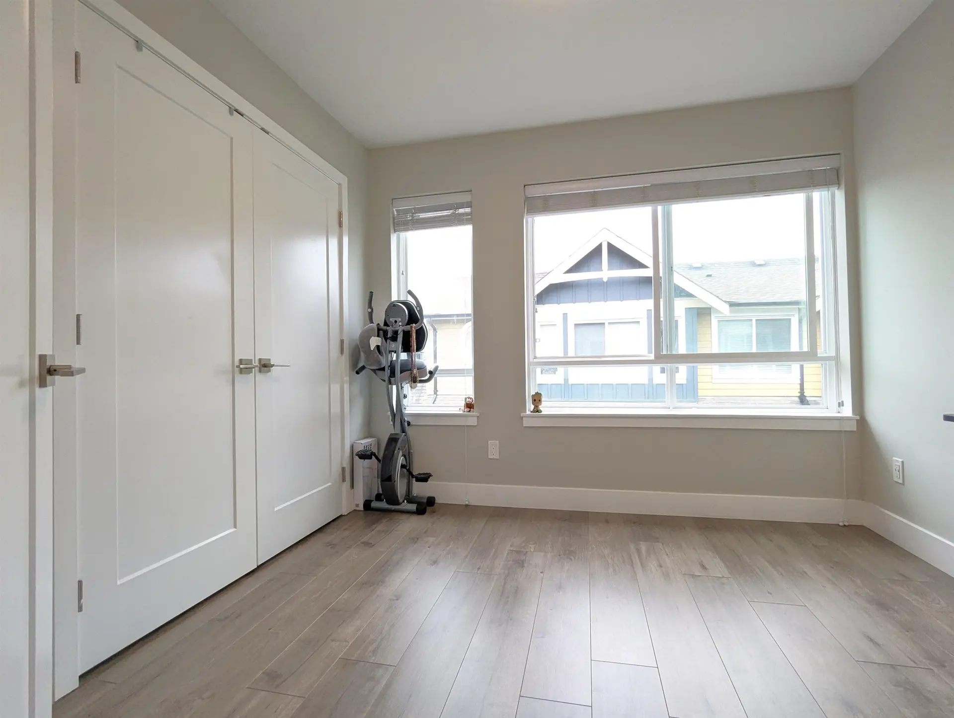 Property at #52 430 DUNCAN STREET, New Westminster, BC