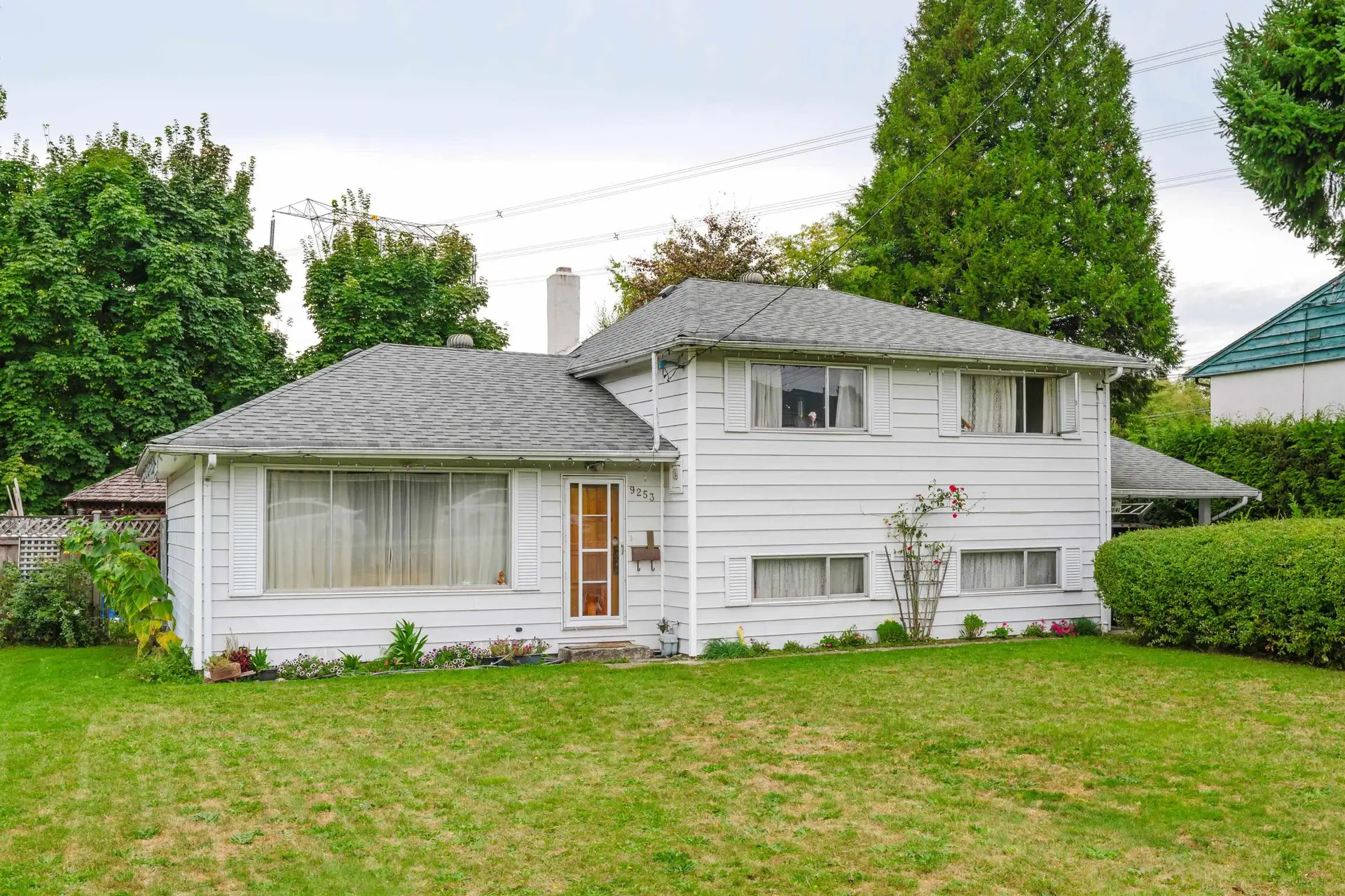 9253 137a Street - Image 3