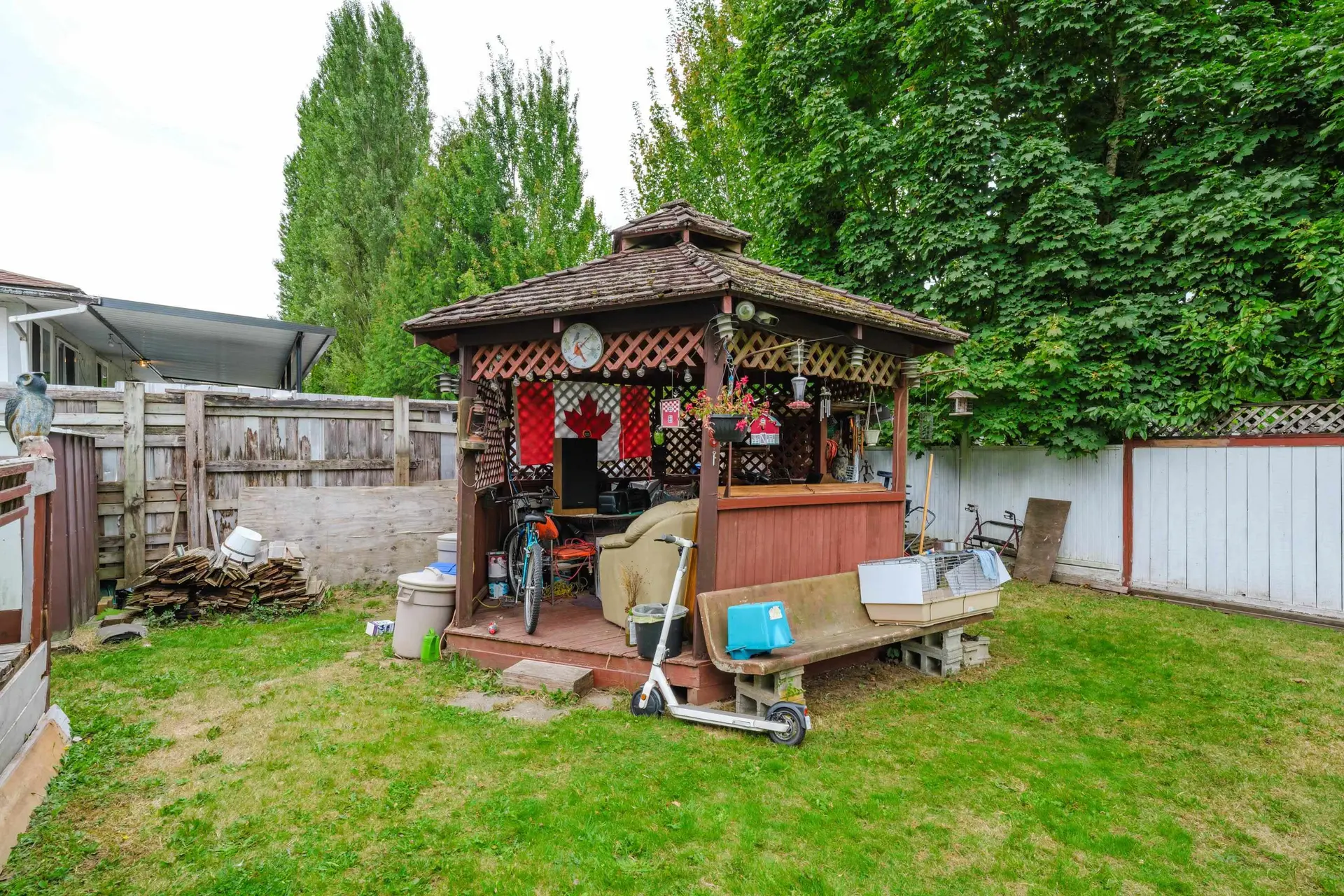 9253 137a Street - Image 9