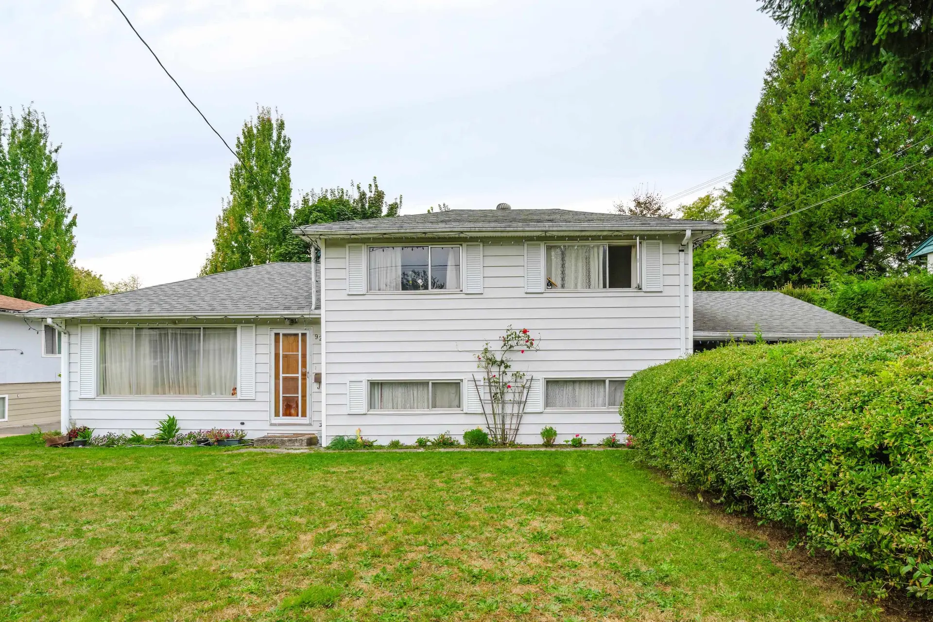 9253 137a Street - Image 4