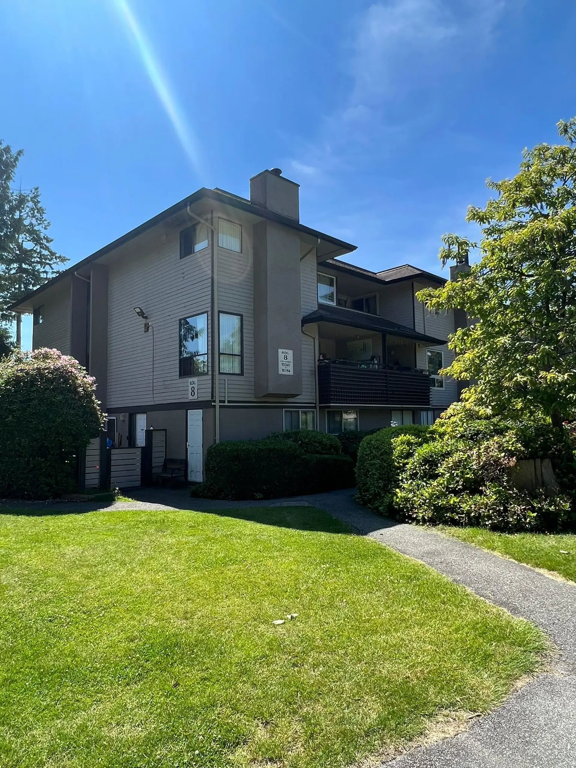 10580 Holly Park Lane - Image 1