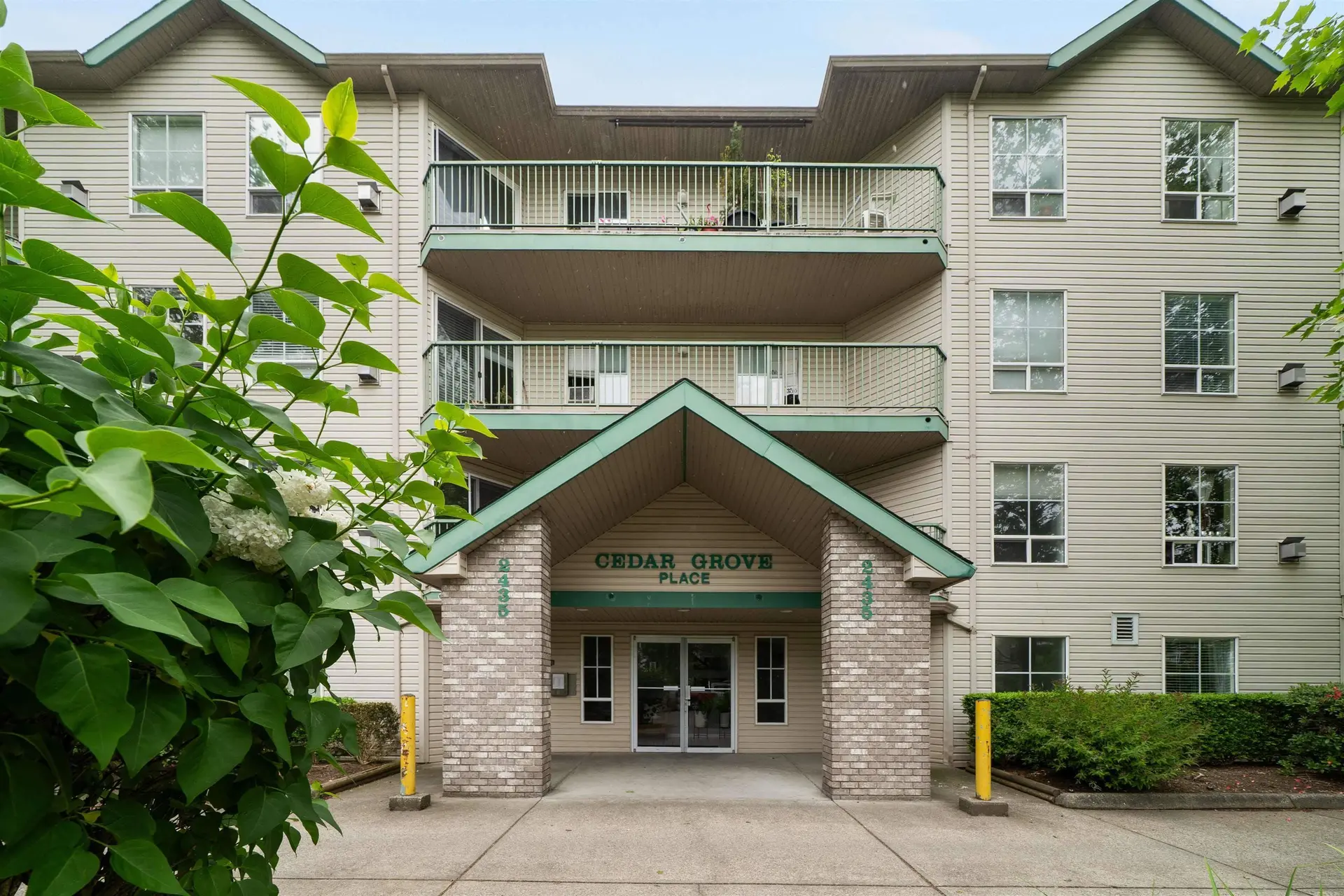 #407 2435 Centre Street - Image 1