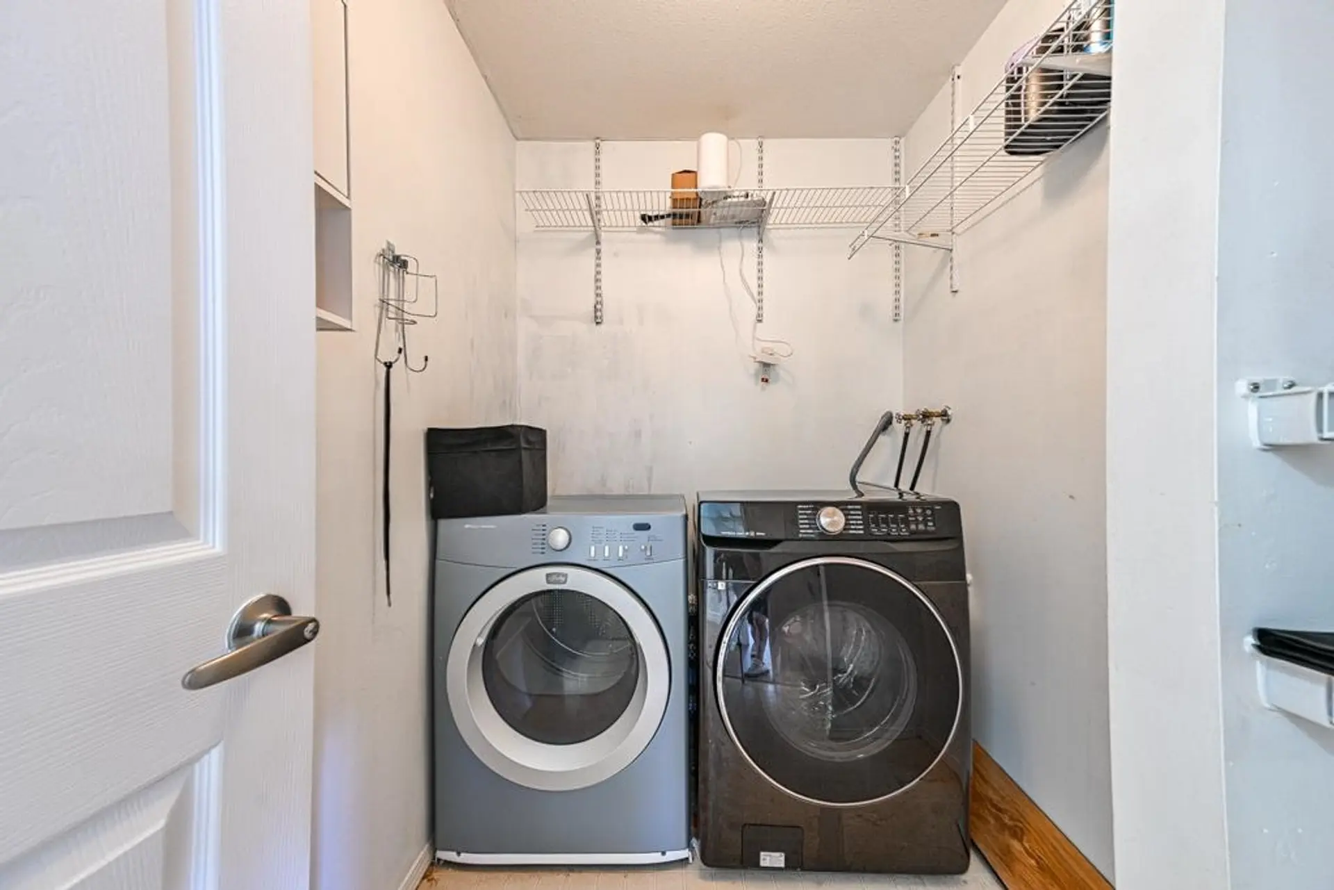 #407 2435 Centre Street - Image 9