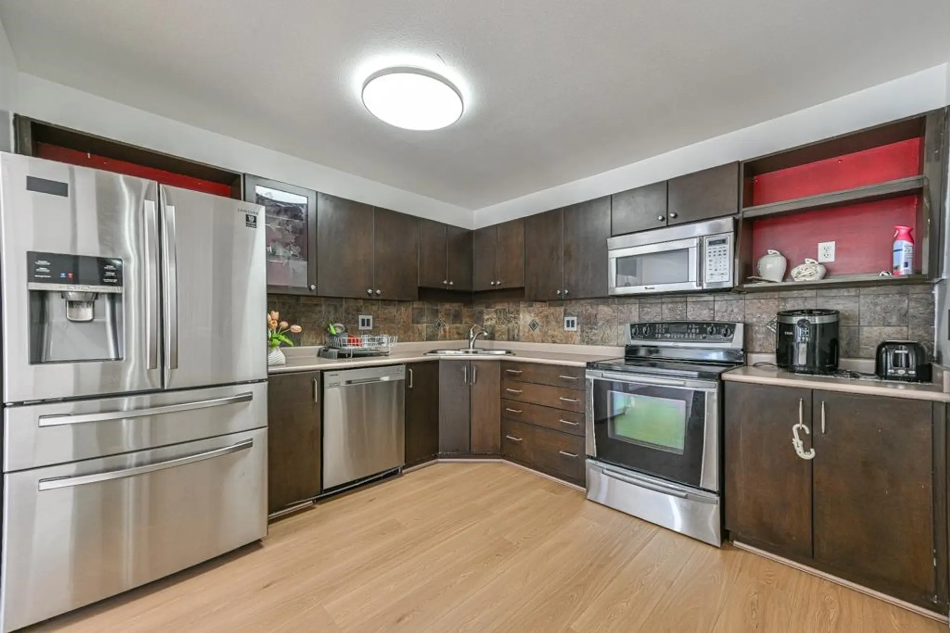 #407 2435 Centre Street - Image 4