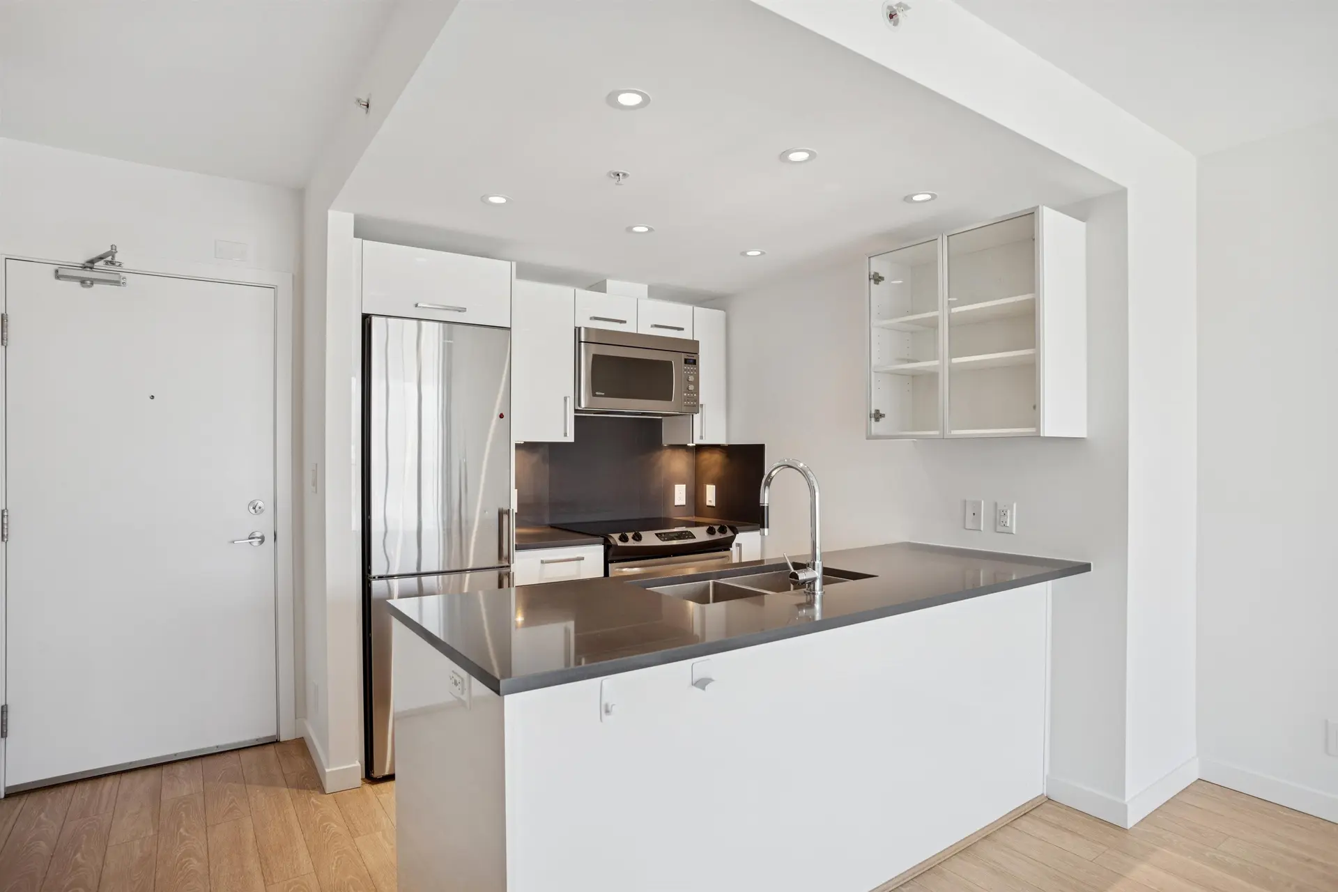 #653 955 E Hastings Street - Image 3